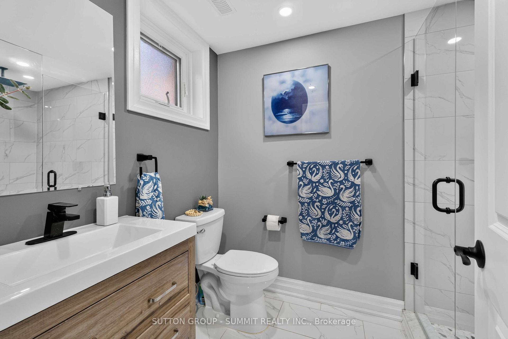 Photo 11 of 53 Greening Avenue, Hamilton, Stoney Creek — HOMEH
