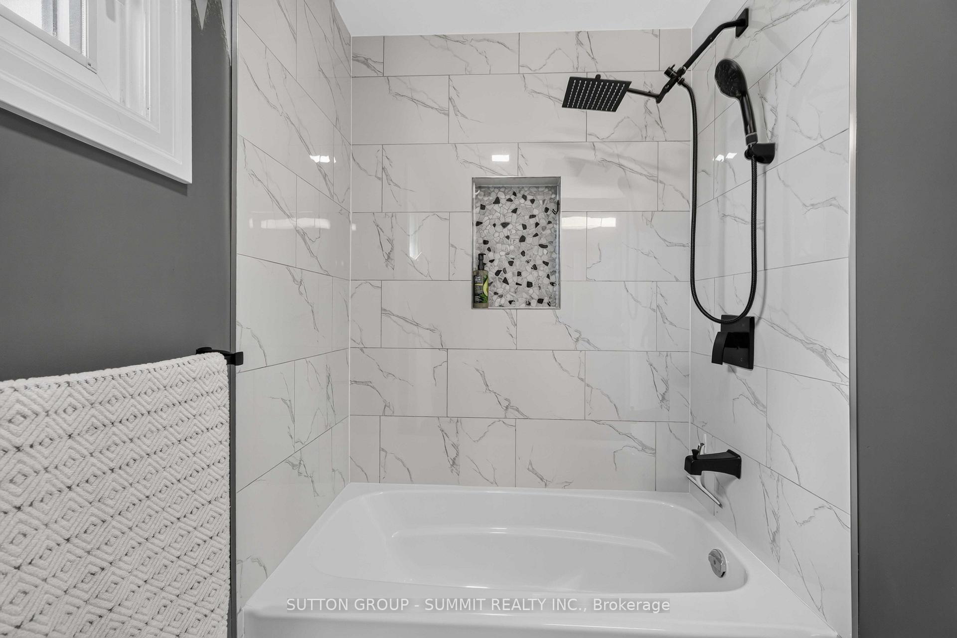 Photo 23 of 53 Greening Avenue, Hamilton, Stoney Creek — HOMEH