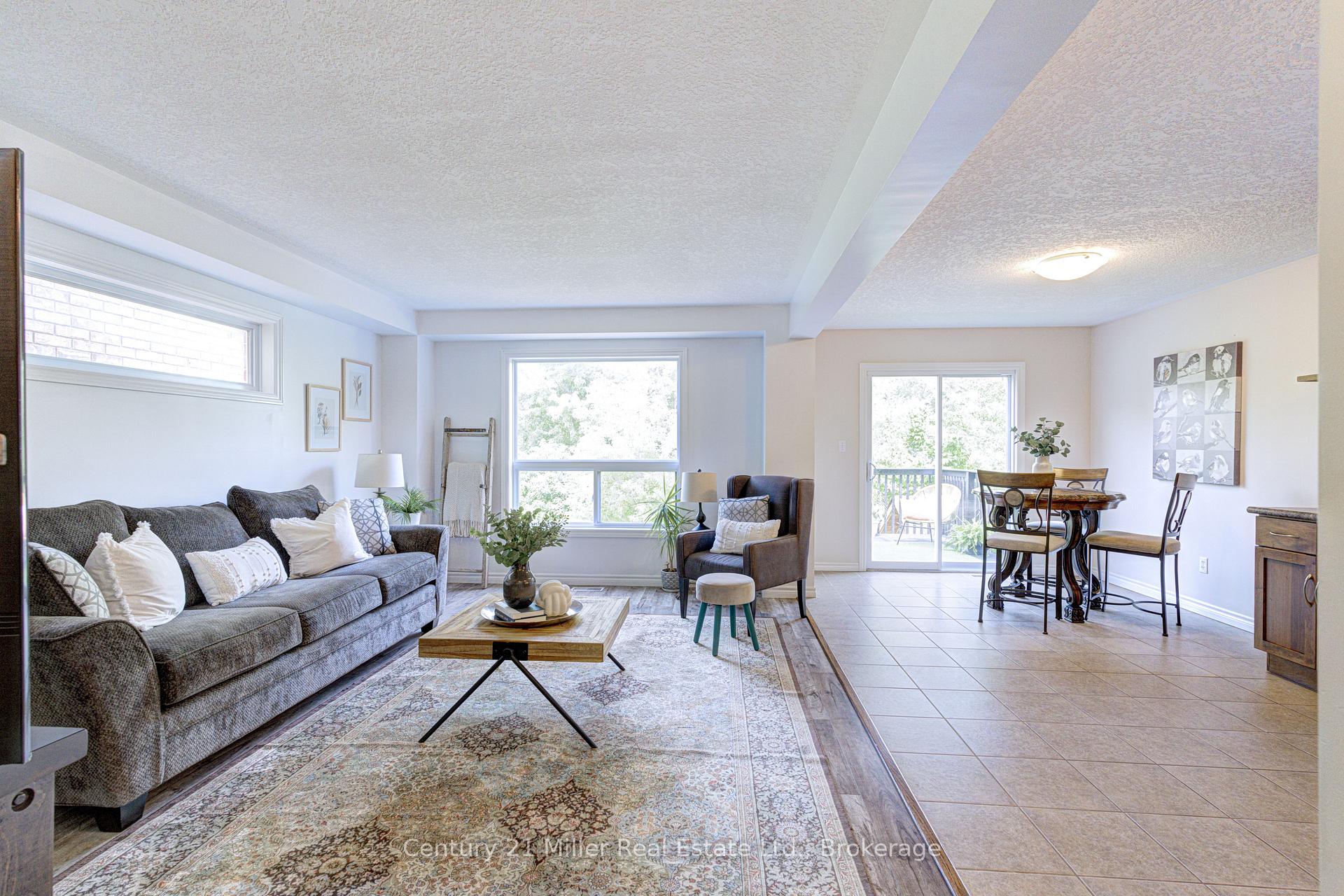 Photo 5 of 282 Carrington Drive, Guelph, Kortright West — HOMEH