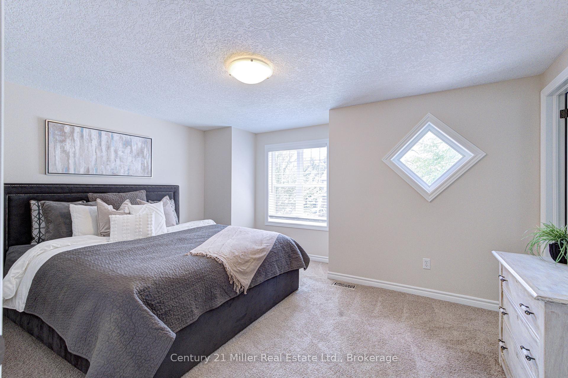 Photo 15 of 282 Carrington Drive, Guelph, Kortright West — HOMEH