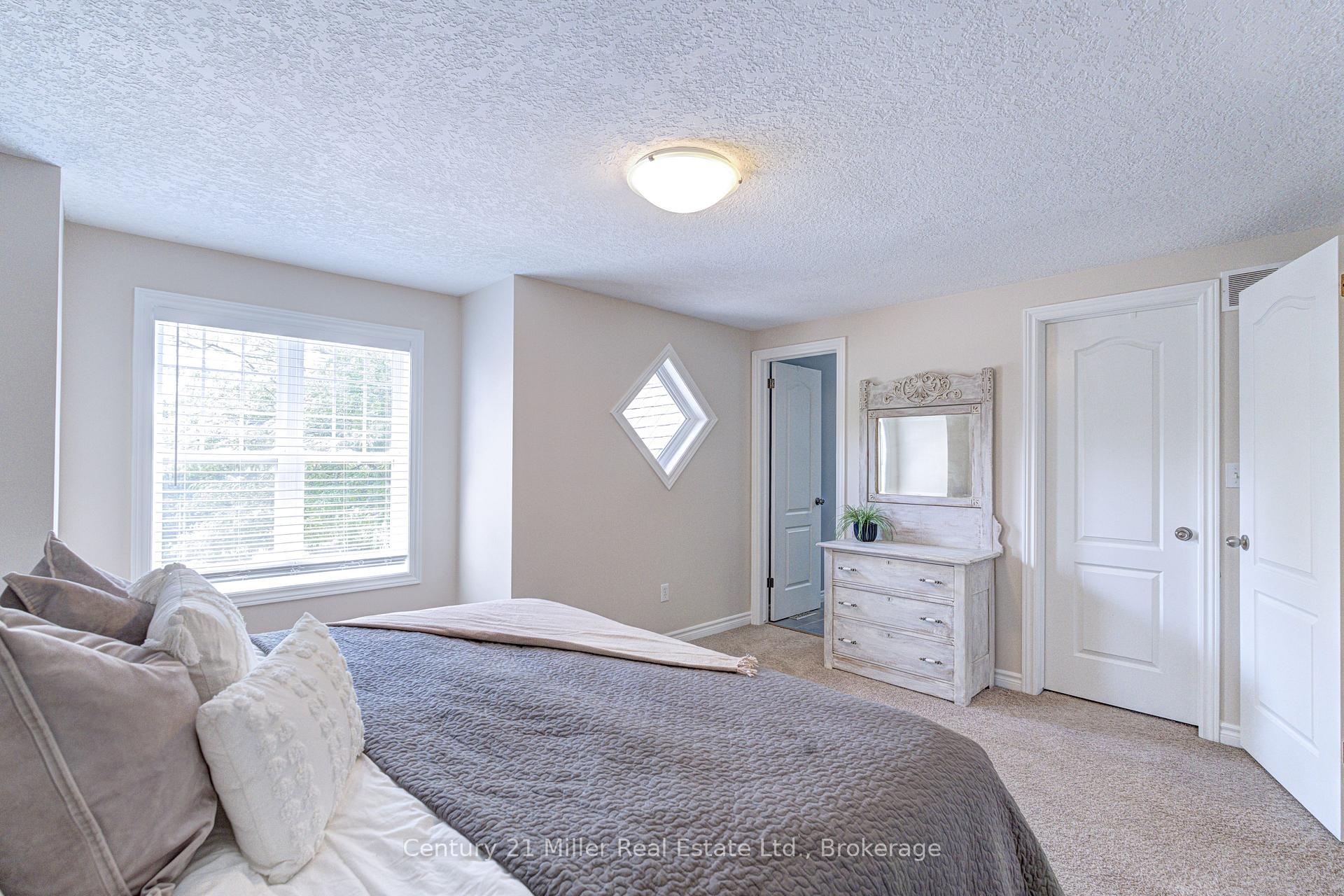 Photo 16 of 282 Carrington Drive, Guelph, Kortright West — HOMEH