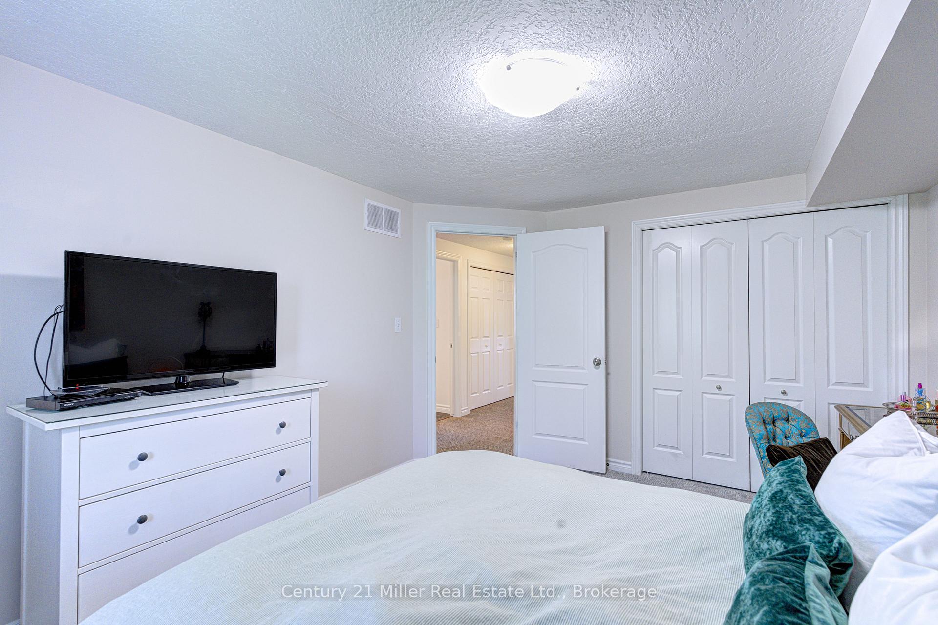 Photo 20 of 282 Carrington Drive, Guelph, Kortright West — HOMEH