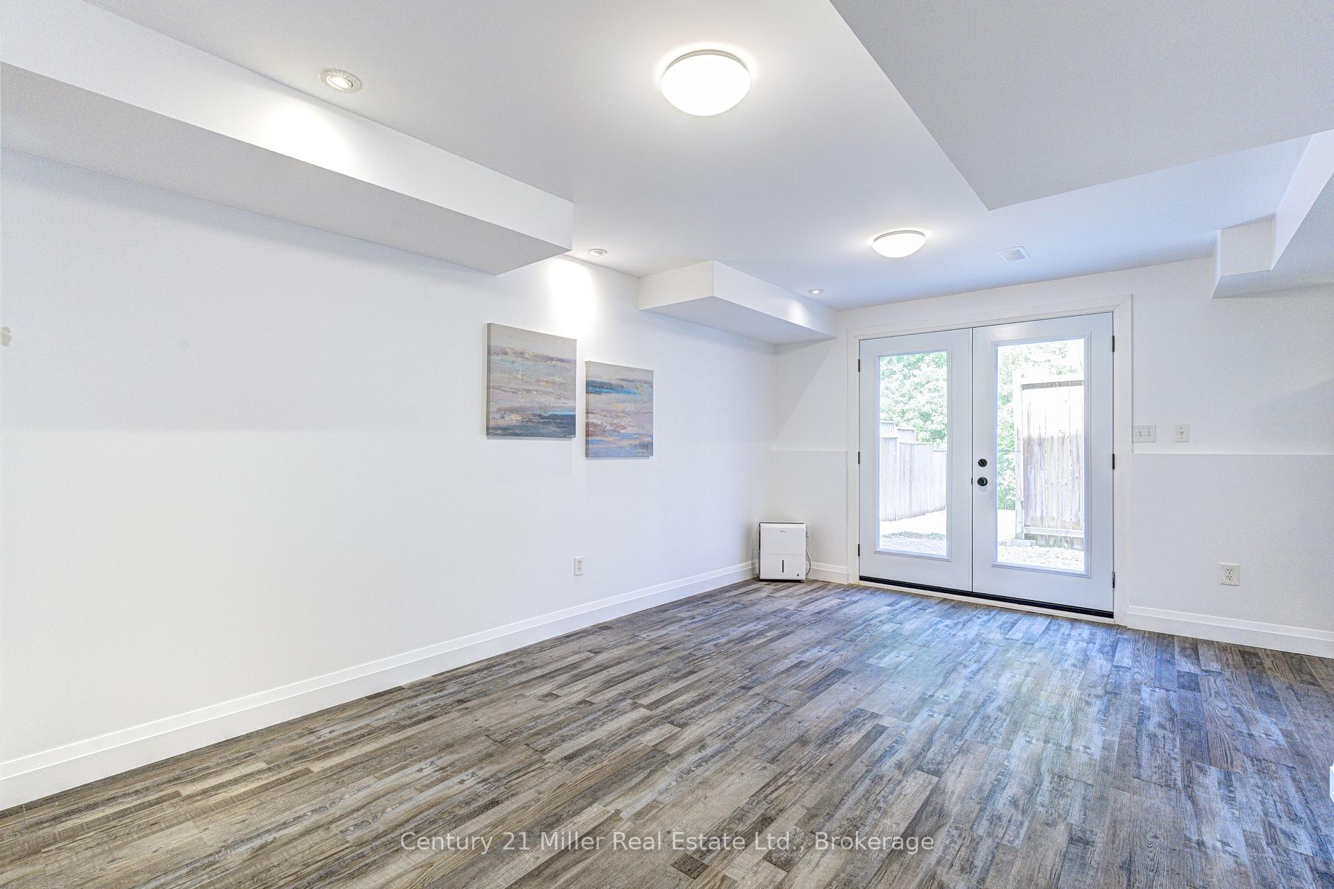Photo 33 of 282 Carrington Drive, Guelph, Kortright West — HOMEH