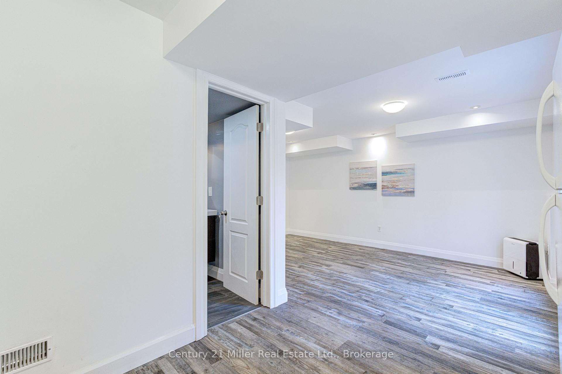 Photo 36 of 282 Carrington Drive, Guelph, Kortright West — HOMEH