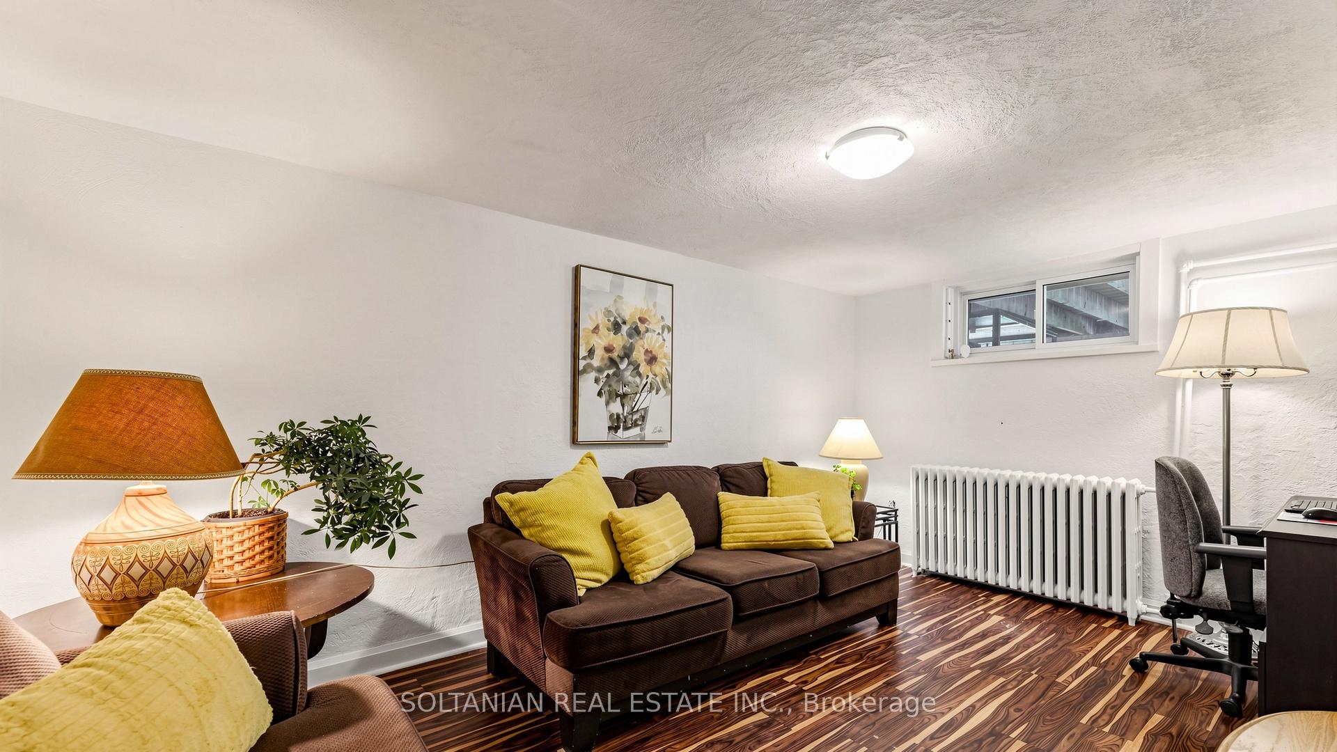 Photo 9 of 39 Fairside Avenue, Toronto, Danforth Village-East York — HOMEH