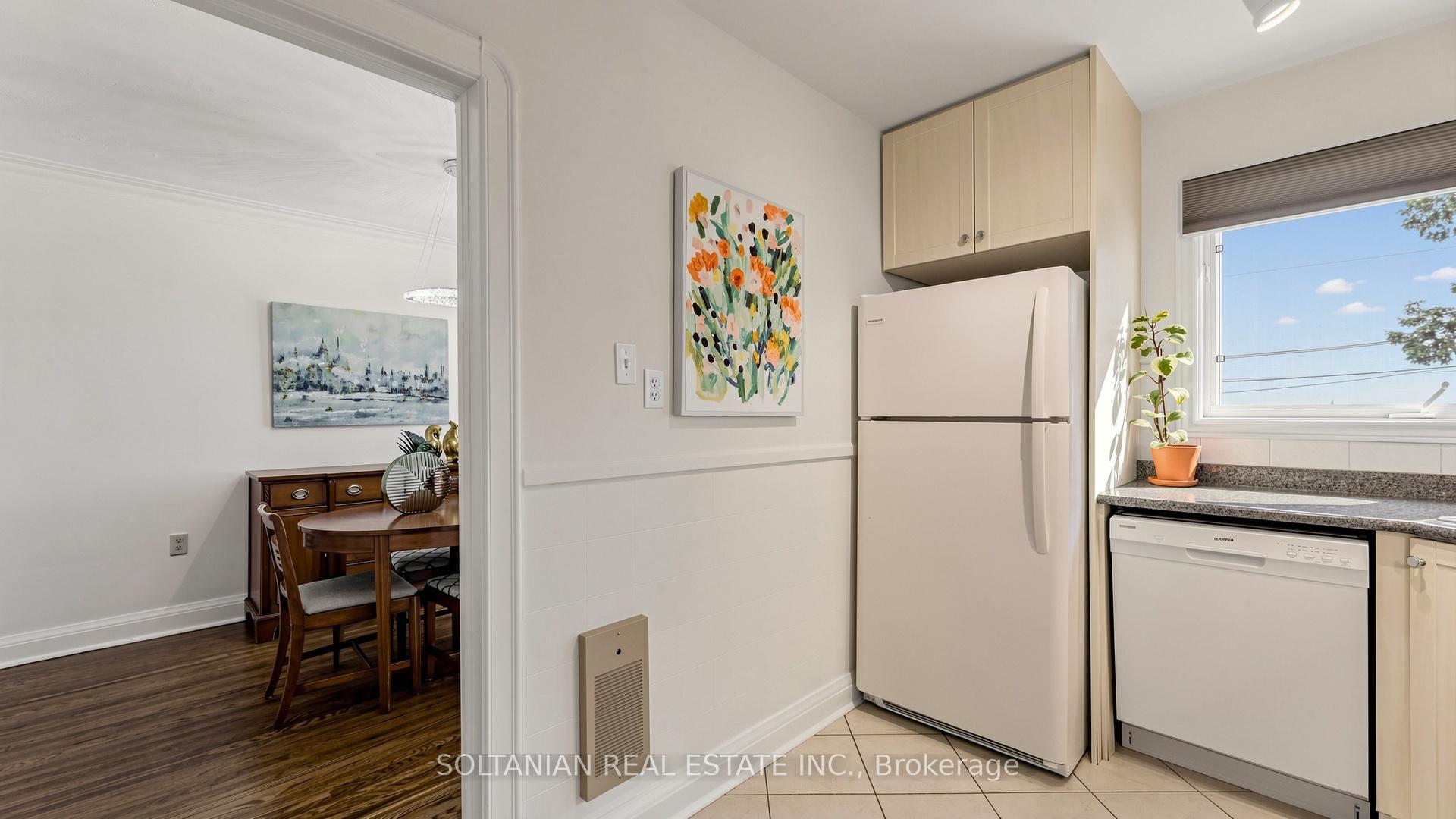Photo 13 of 39 Fairside Avenue, Toronto, Danforth Village-East York — HOMEH