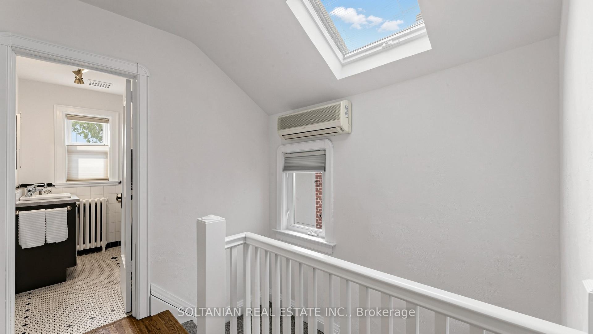 Photo 21 of 39 Fairside Avenue, Toronto, Danforth Village-East York — HOMEH
