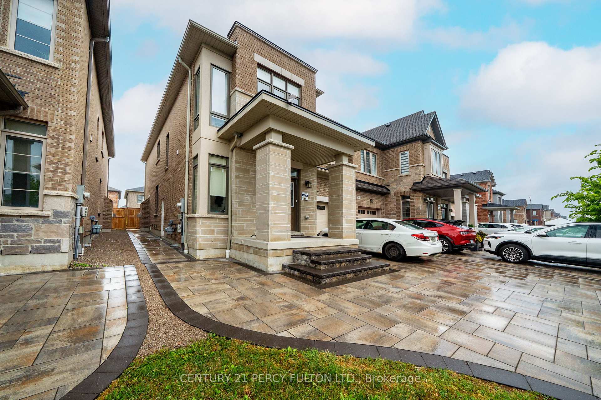 Photo 5 of Unit Bsmt, 45 Marcel Brunelle Drive, Whitby, Rural Whitby — HOMEH