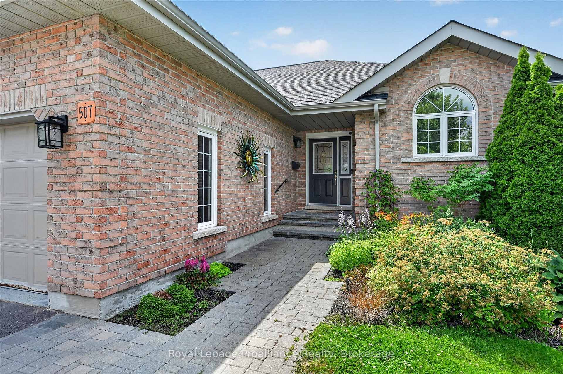 Photo 2 of Unit 507, 1742 Ravenwood Drive, Peterborough, Monaghan Ward 2 — HOMEH