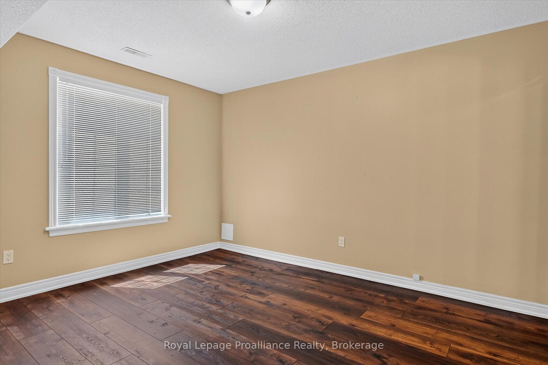 Photo 28 of Unit 507, 1742 Ravenwood Drive, Peterborough, Monaghan Ward 2 — HOMEH