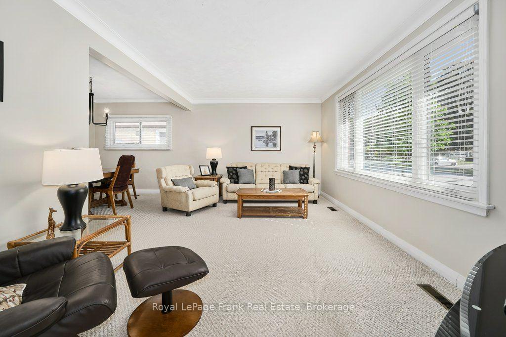 Photo 6 of 55 Leahann Drive, Scarborough, Dorset Park — HOMEH