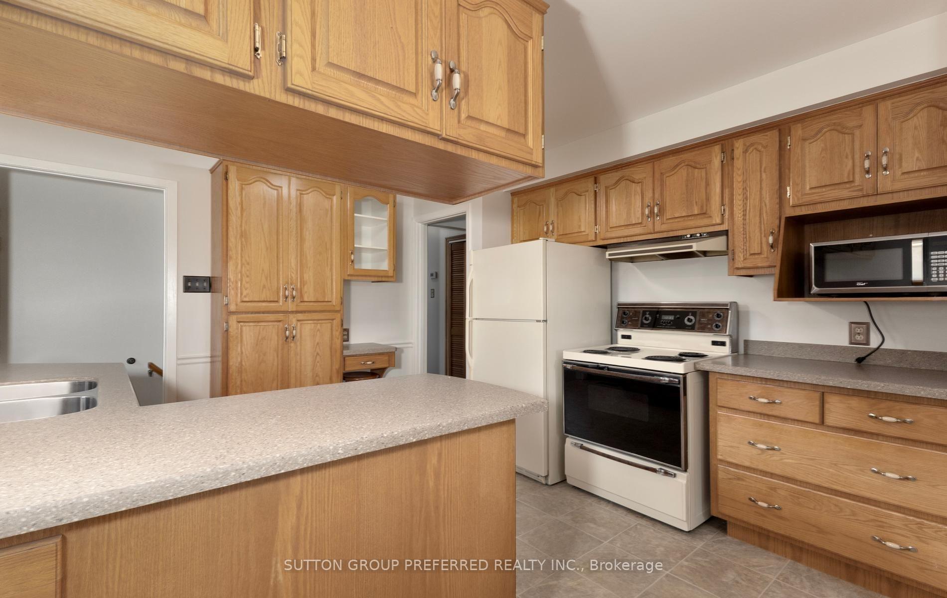 Photo 7 of 55 Jena Crescent, London, East I — HOMEH