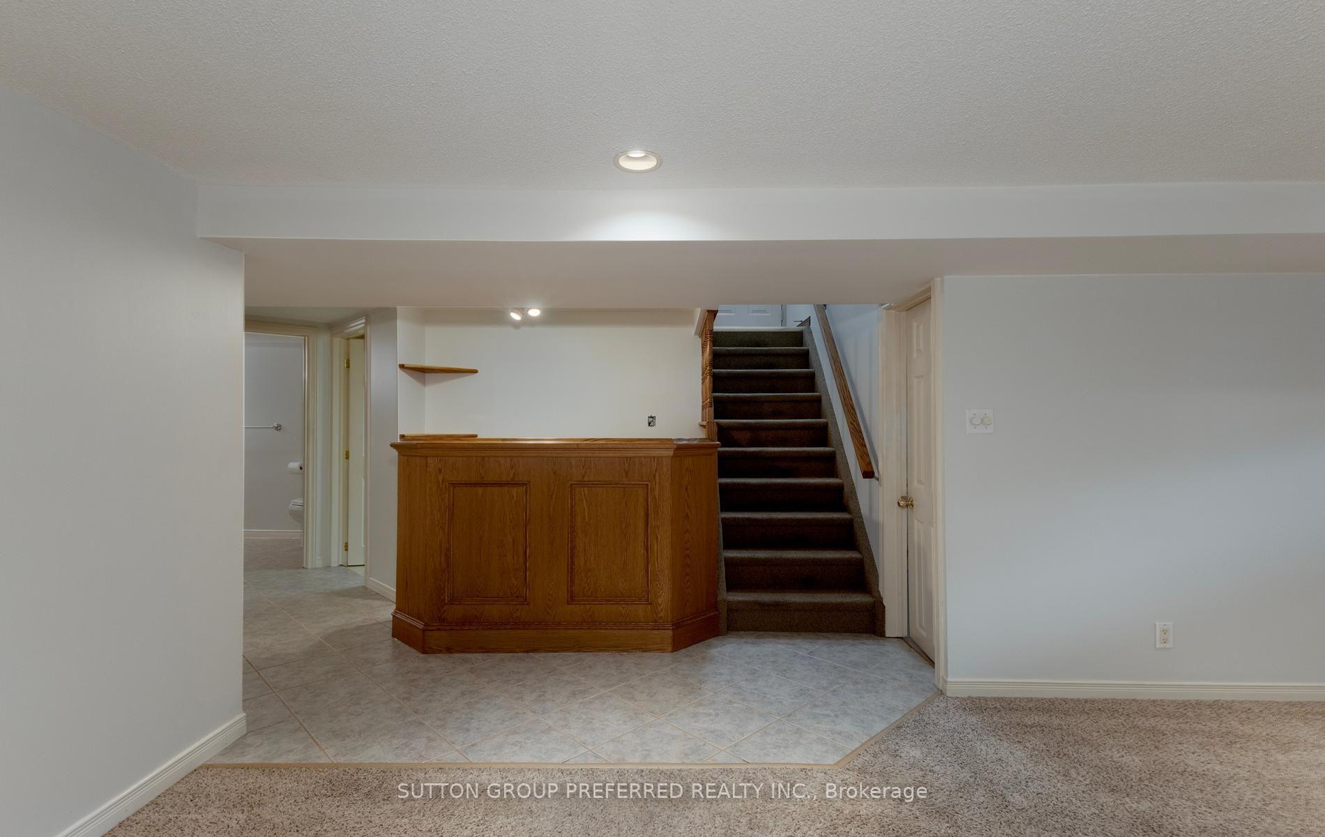 Photo 24 of 55 Jena Crescent, London, East I — HOMEH