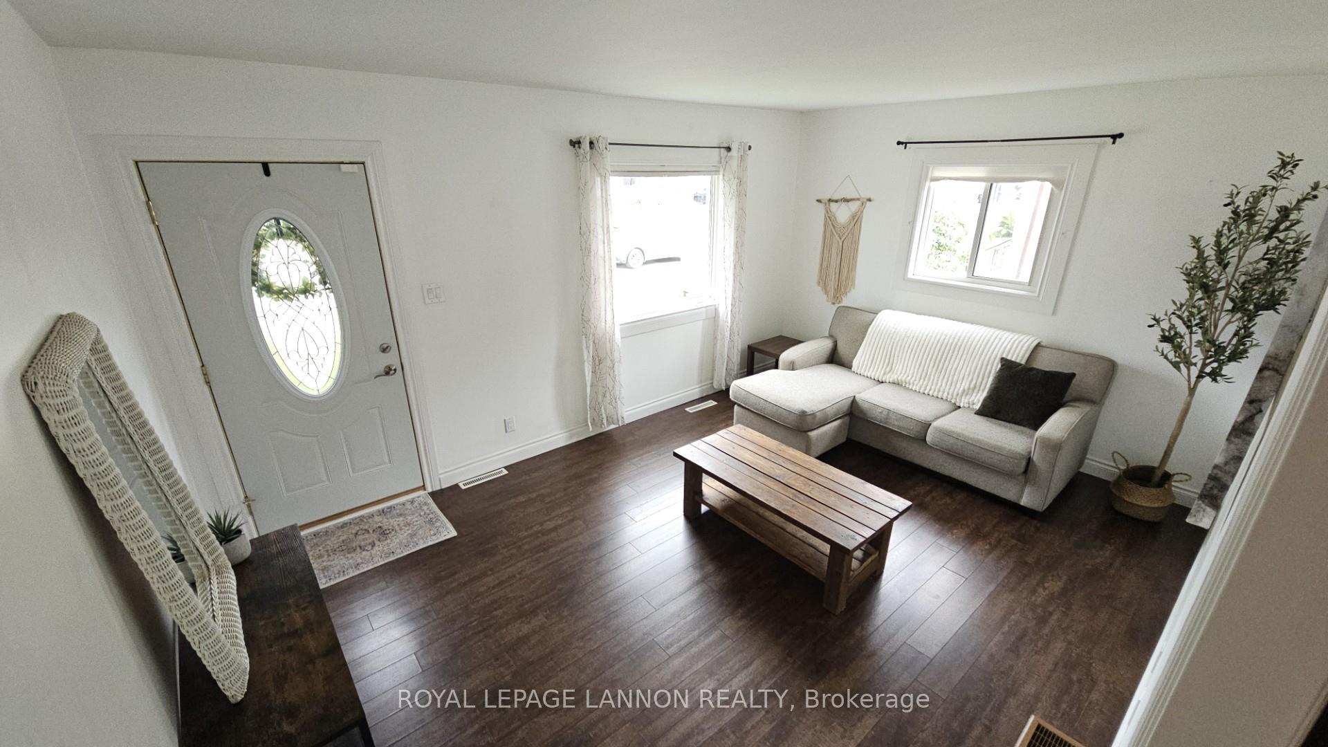 Photo 3 of 1325 Wallbridge Avenue, Thunder Bay, Westfort — HOMEH