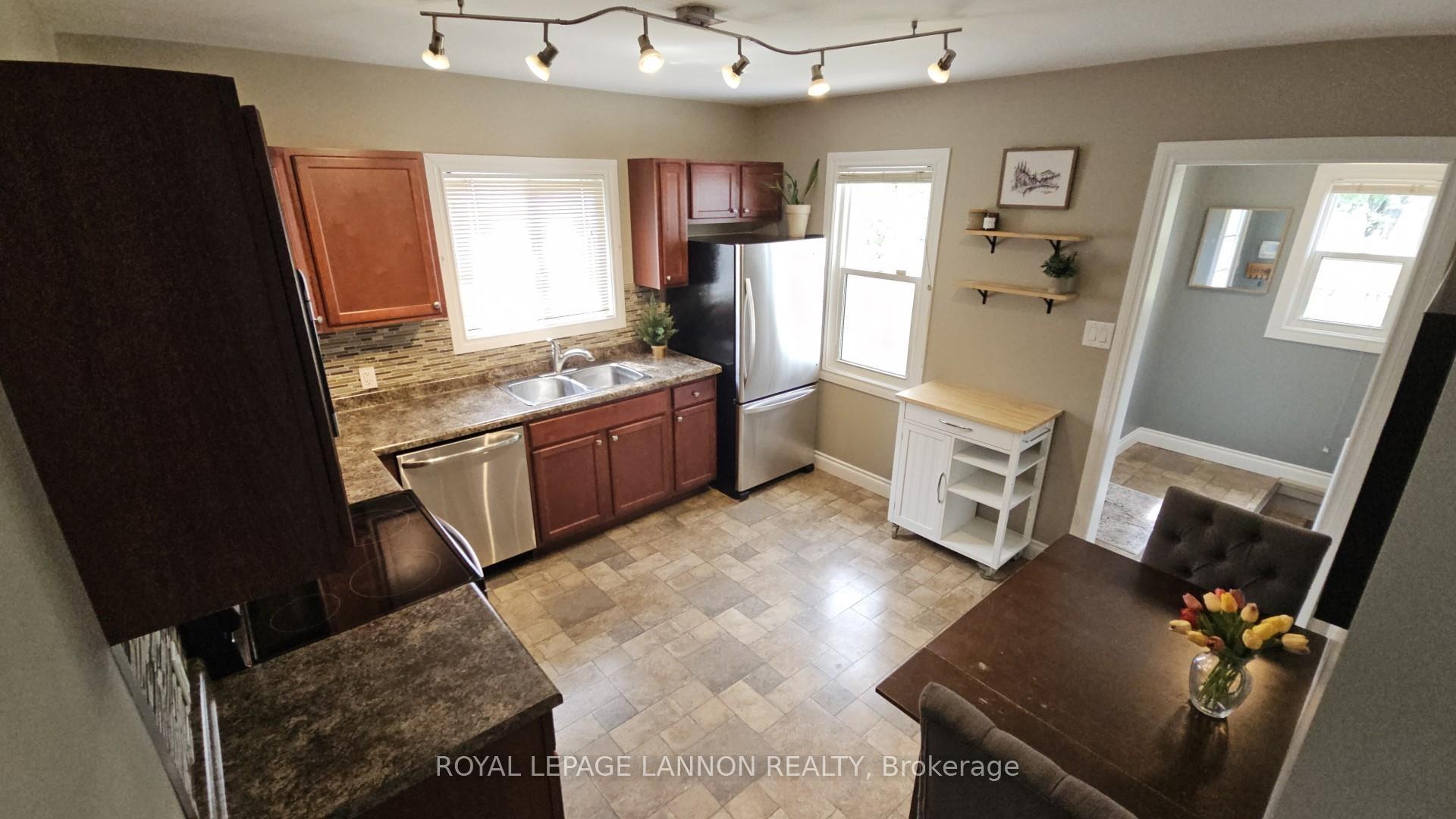 Photo 7 of 1325 Wallbridge Avenue, Thunder Bay, Westfort — HOMEH