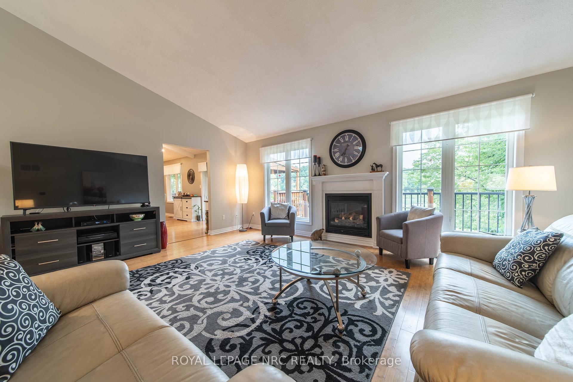 Photo 5 of 101 Canby Street, Thorold, Port Robinson — HOMEH