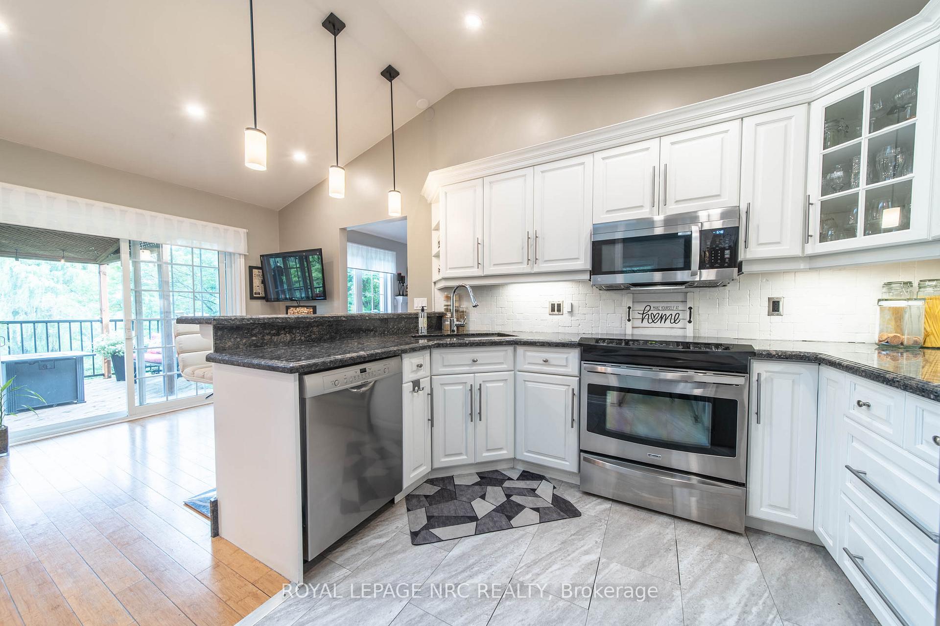 Photo 7 of 101 Canby Street, Thorold, Port Robinson — HOMEH