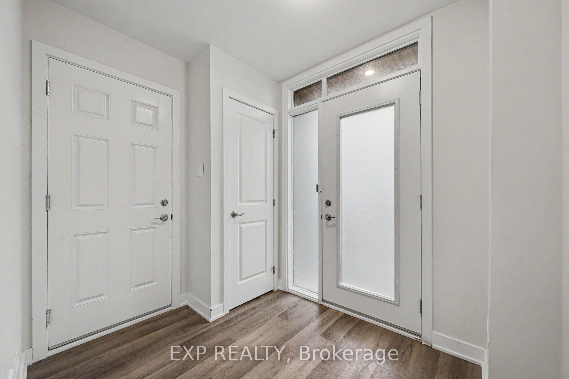 Photo 3 of 212 Tussock Private, Ottawa, Blossom Park/Kemp Park/Findlay Creek — HOMEH