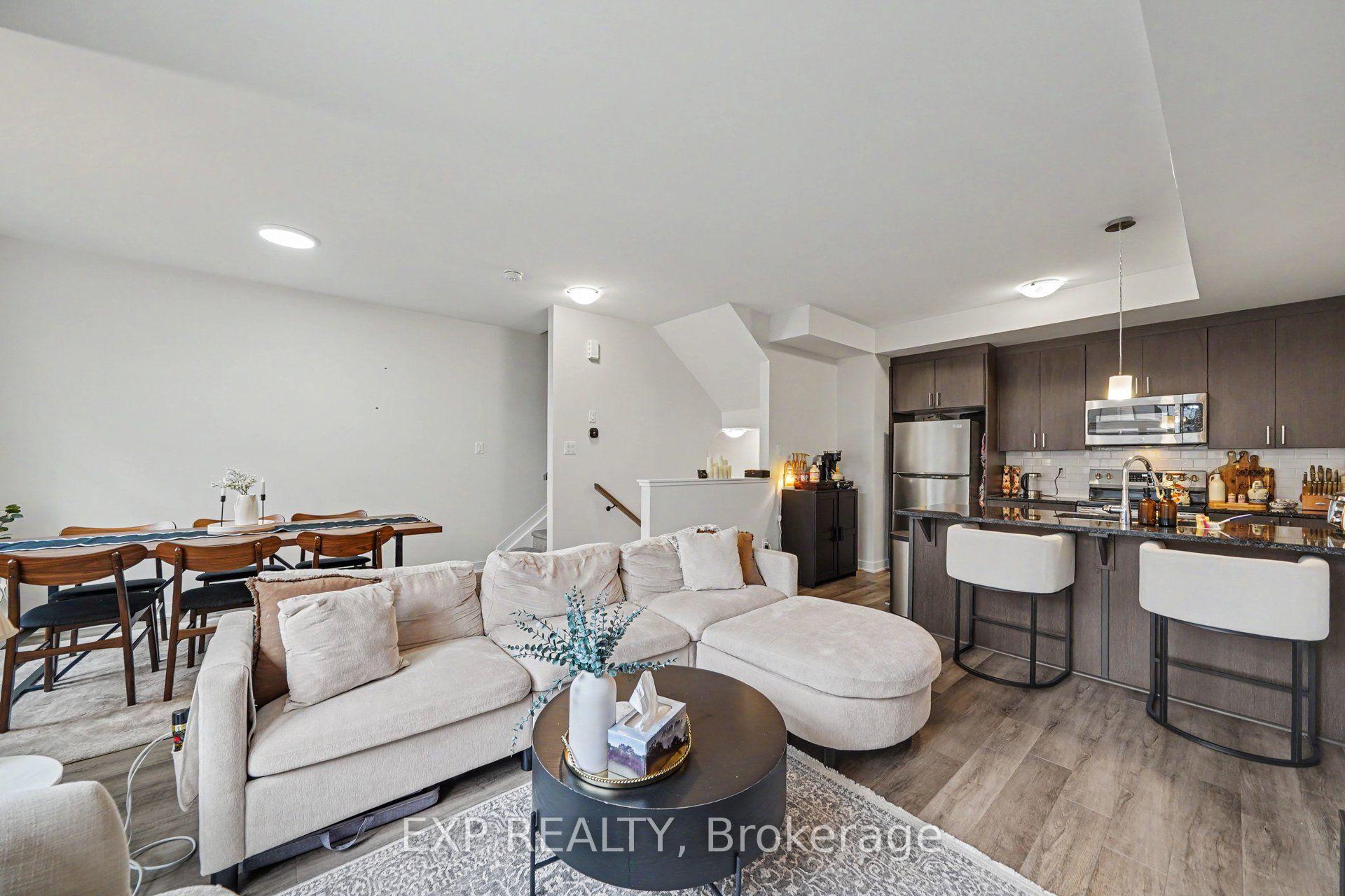 Photo 7 of 212 Tussock Private, Ottawa, Blossom Park/Kemp Park/Findlay Creek — HOMEH