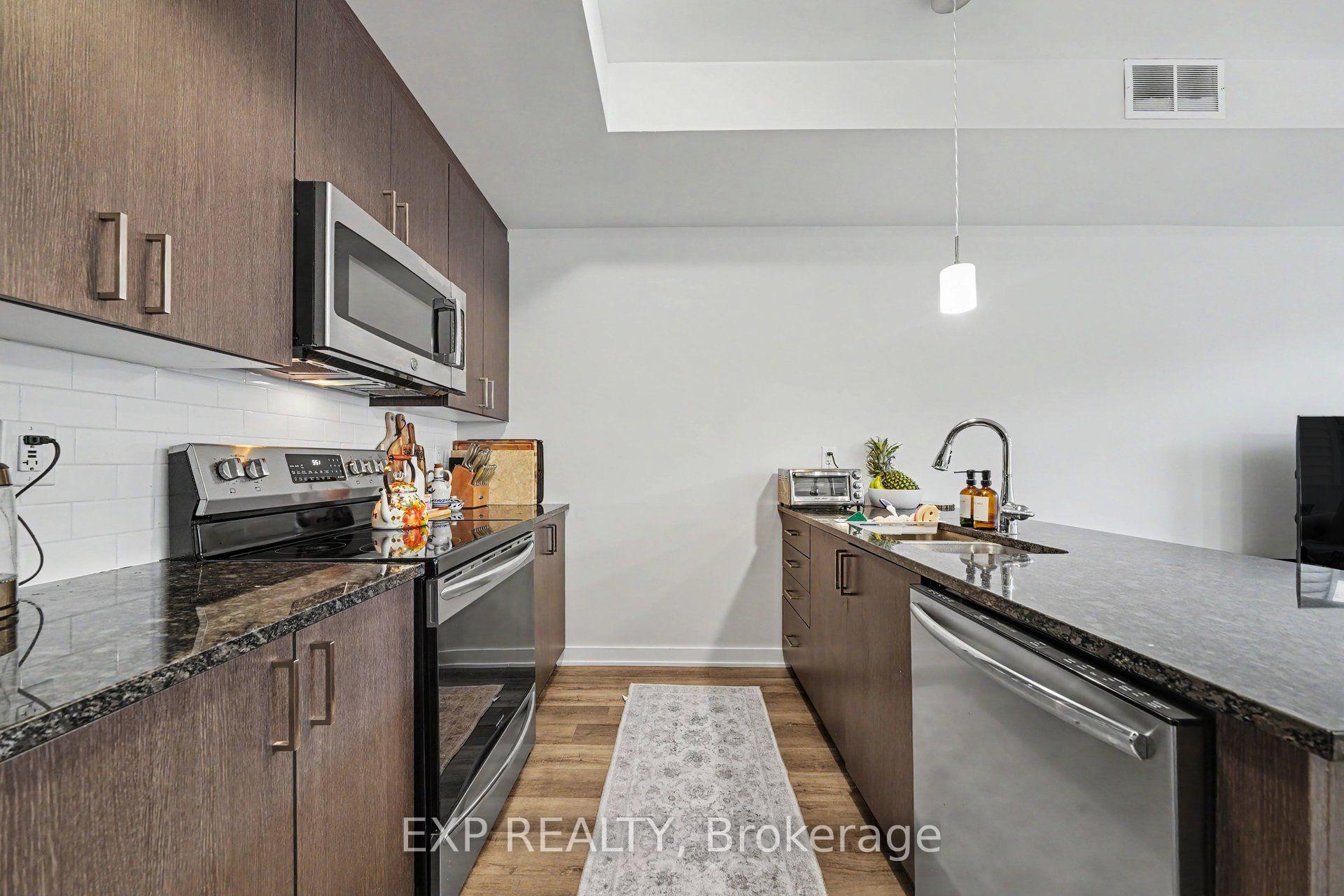 Photo 9 of 212 Tussock Private, Ottawa, Blossom Park/Kemp Park/Findlay Creek — HOMEH