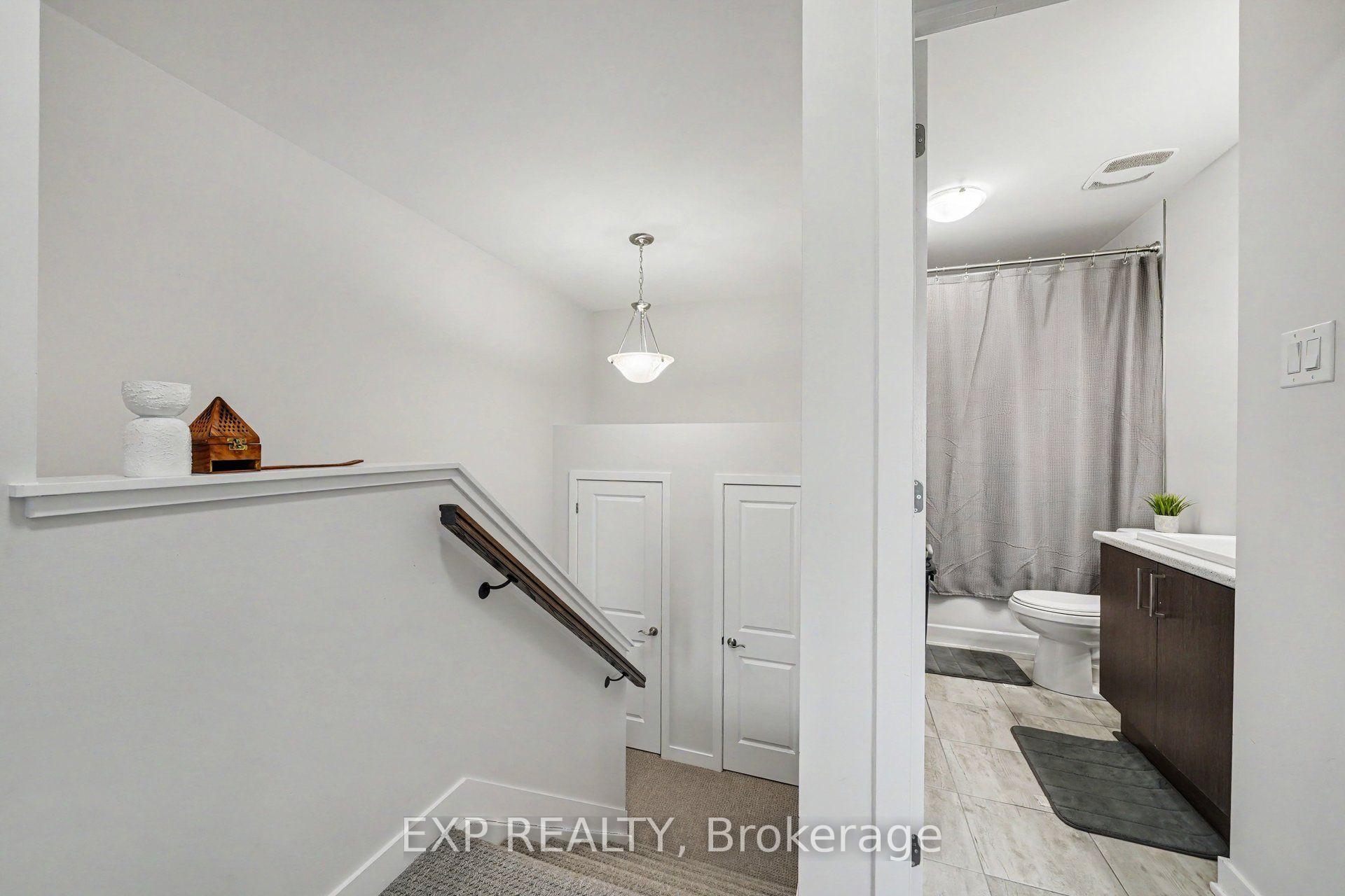 Photo 13 of 212 Tussock Private, Ottawa, Blossom Park/Kemp Park/Findlay Creek — HOMEH