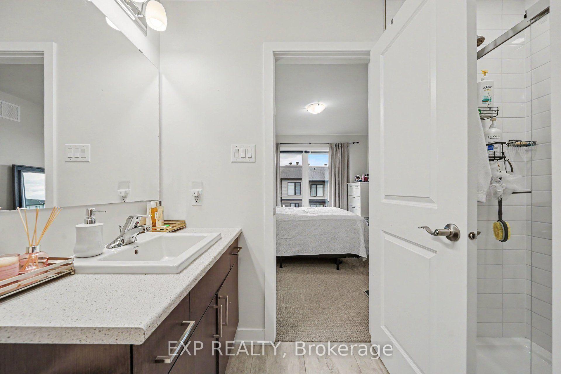 Photo 15 of 212 Tussock Private, Ottawa, Blossom Park/Kemp Park/Findlay Creek — HOMEH