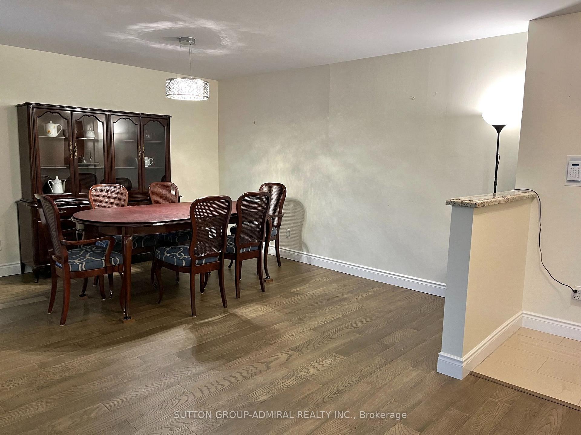 Photo 11 of Unit 408, 120 Promenade Circle, Vaughan, Brownridge — HOMEH