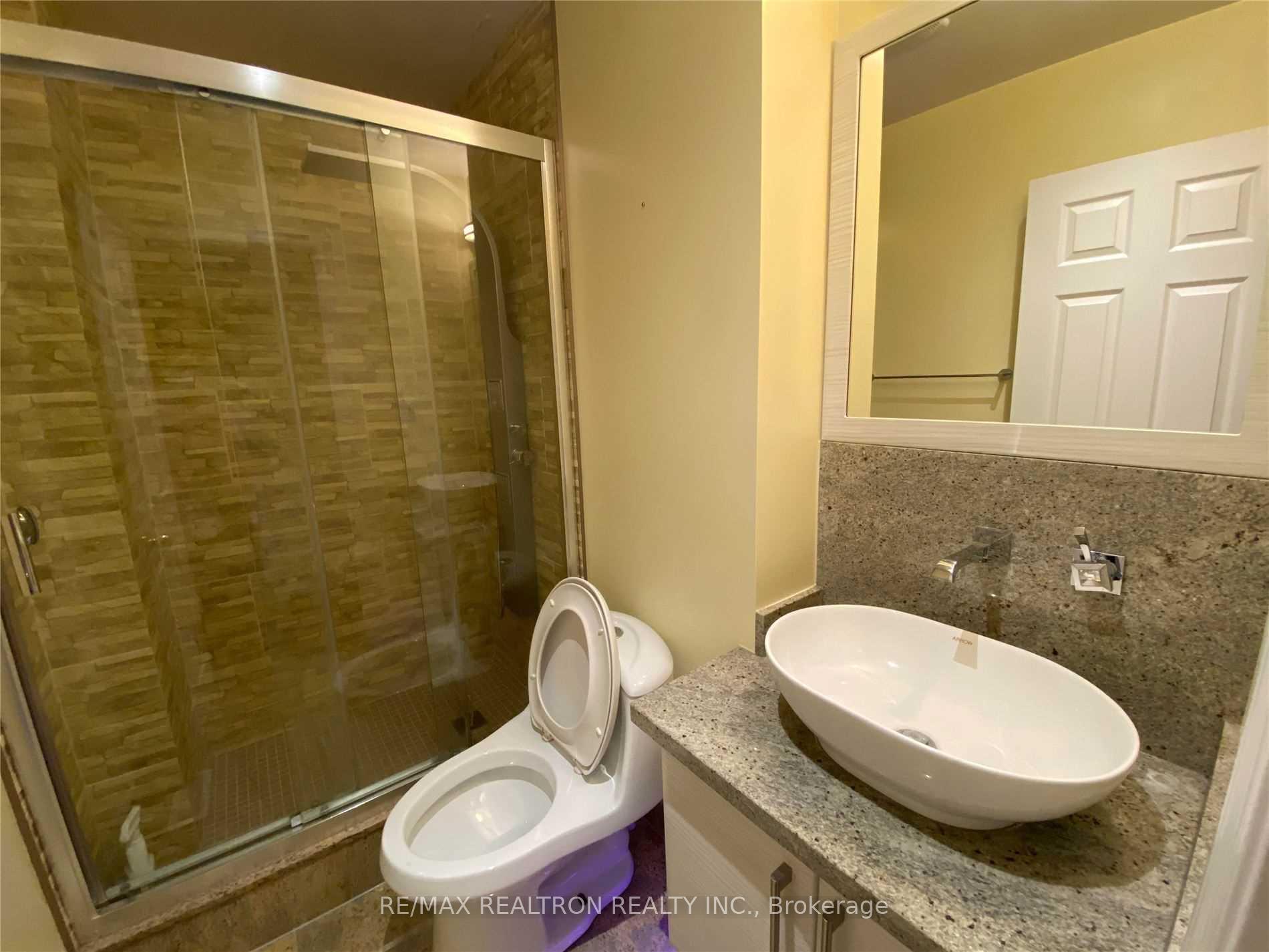 Photo 14 of 38 Bayberry Crescent, North York, Bayview Village — HOMEH