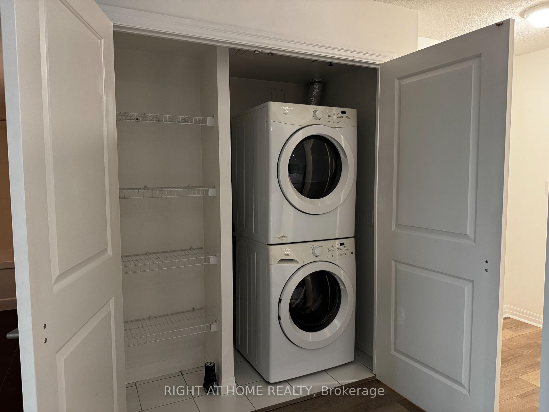 Photo 12 of Unit 1507, 2015 Sheppard Avenue E, North York, Henry Farm — HOMEH