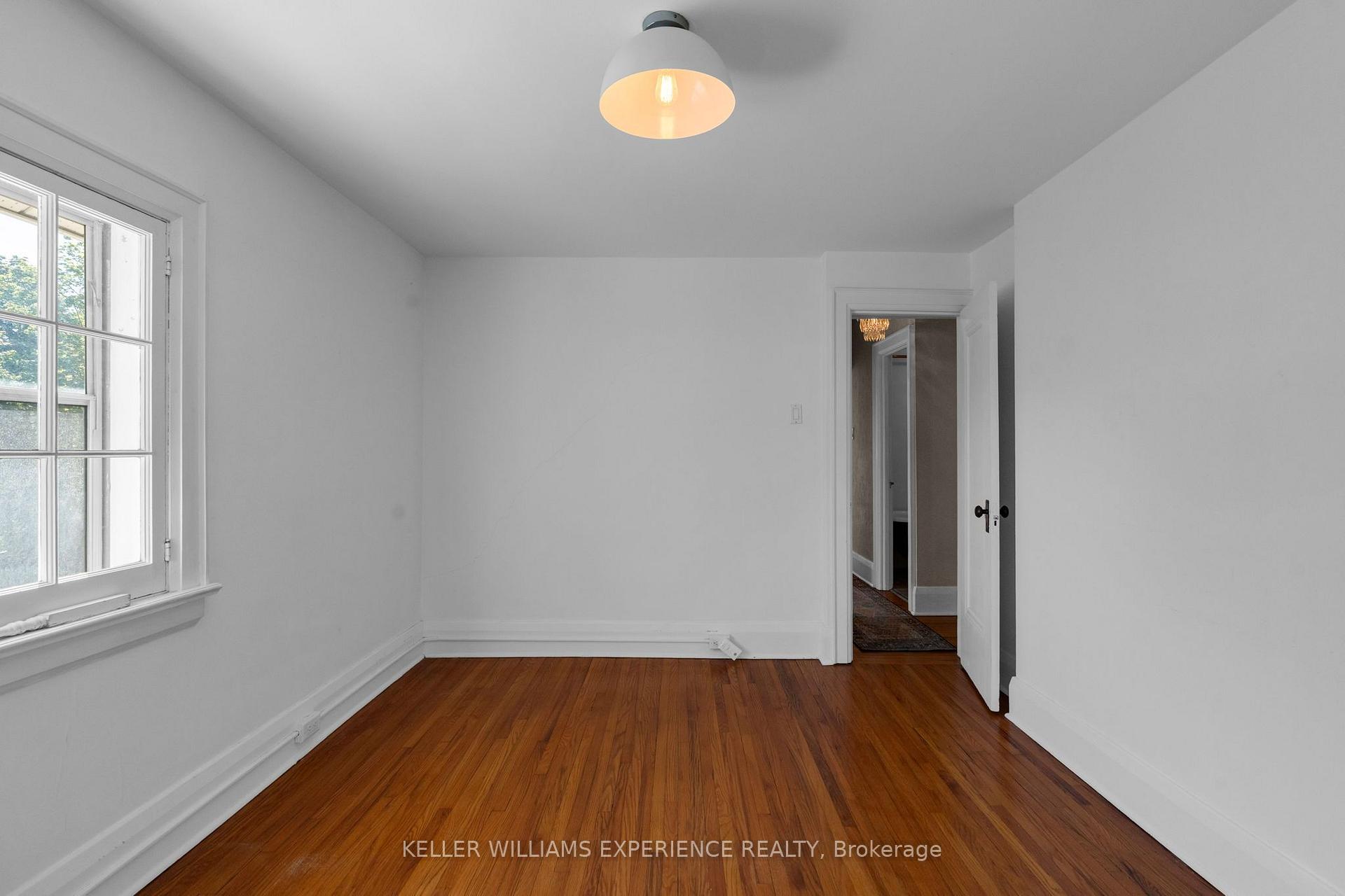 Photo 10 of Unit 5, 101 Clapperton Street, Barrie, Codrington — HOMEH