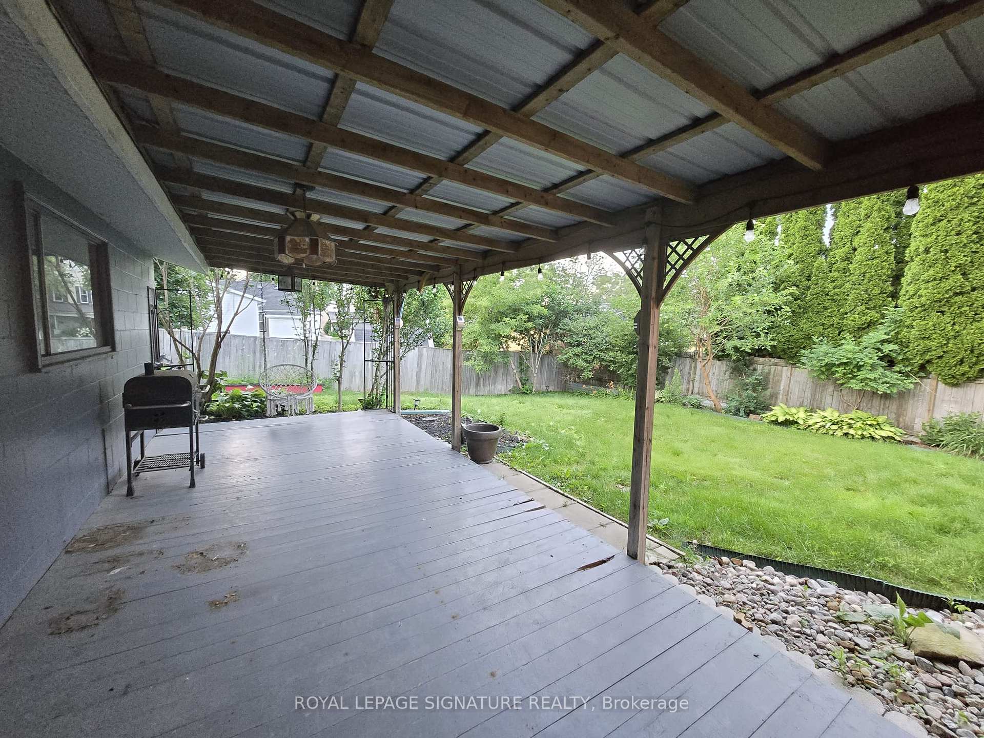 Photo 10 of Unit 3, 9 Park Avenue, Brantford, Eagle Place — HOMEH