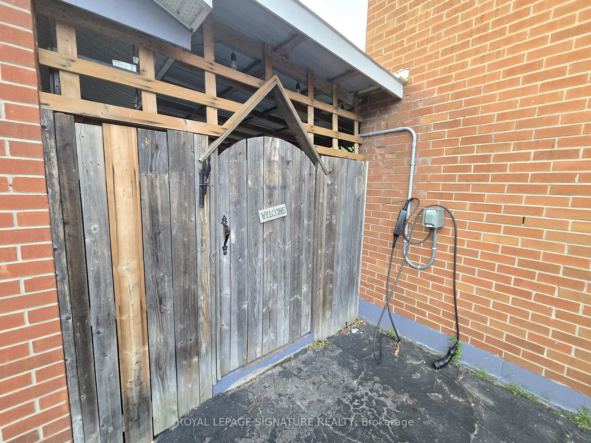 Photo 14 of Unit 3, 9 Park Avenue, Brantford, Eagle Place — HOMEH