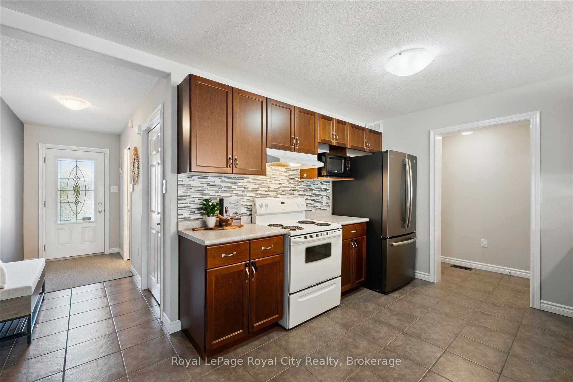 Photo 13 of 97 Mussen Street, Guelph, Victoria North — HOMEH