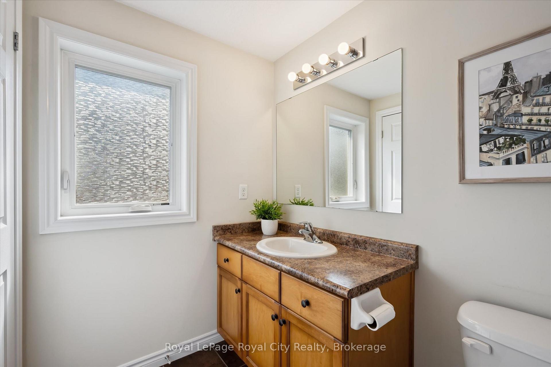 Photo 23 of 97 Mussen Street, Guelph, Victoria North — HOMEH