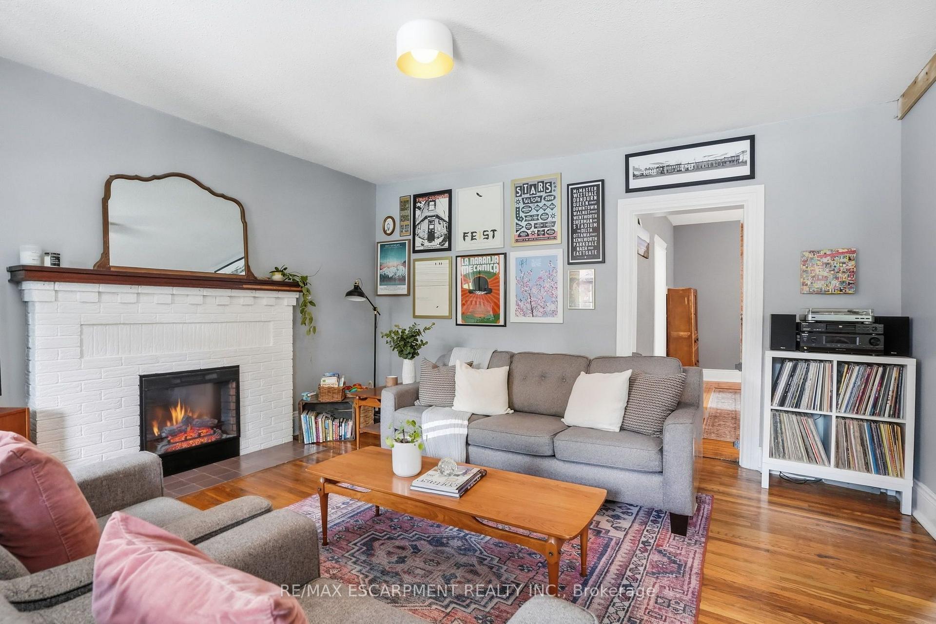 Photo 12 of 62 Alanson Street, Hamilton, Stinson — HOMEH
