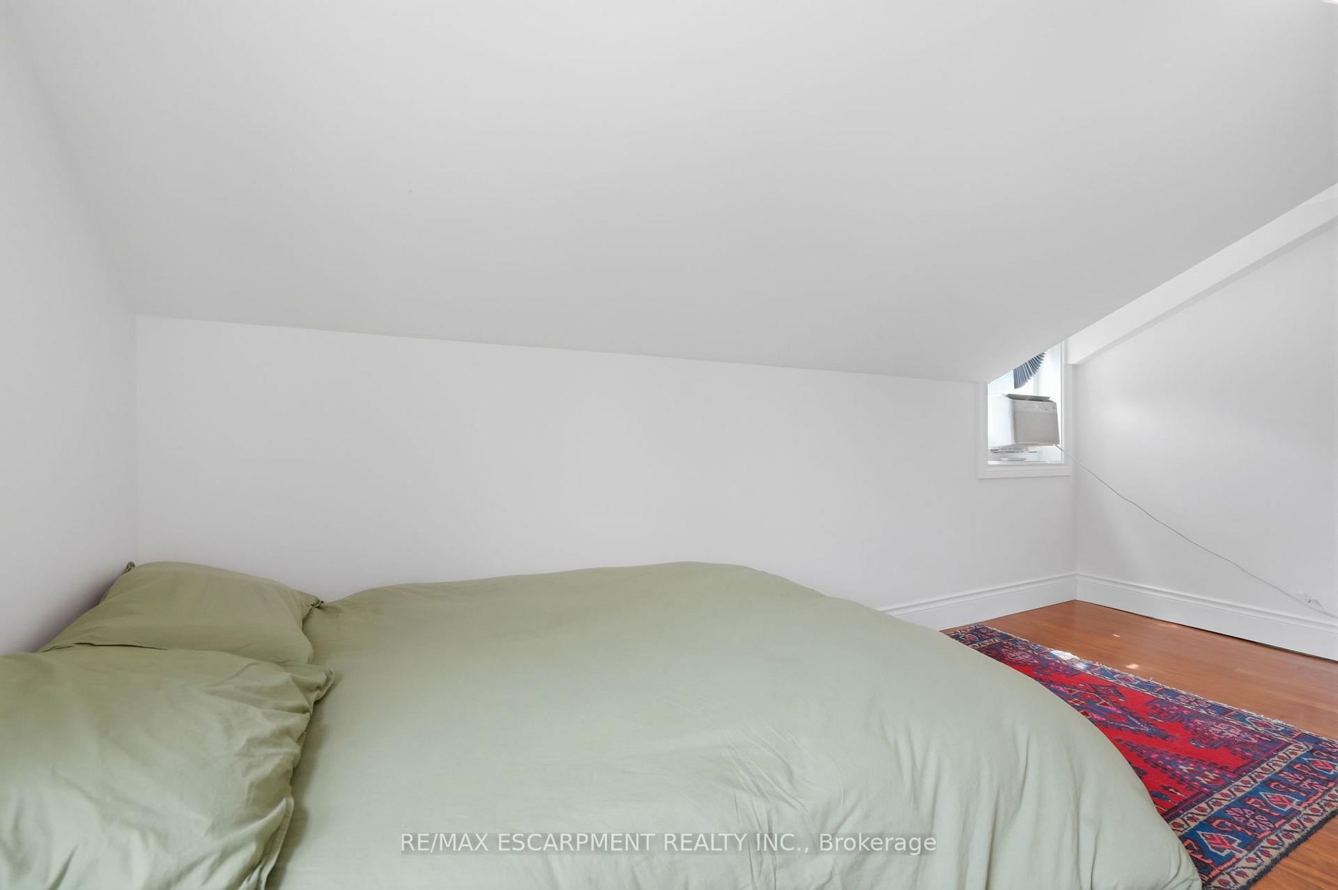 Photo 32 of 62 Alanson Street, Hamilton, Stinson — HOMEH