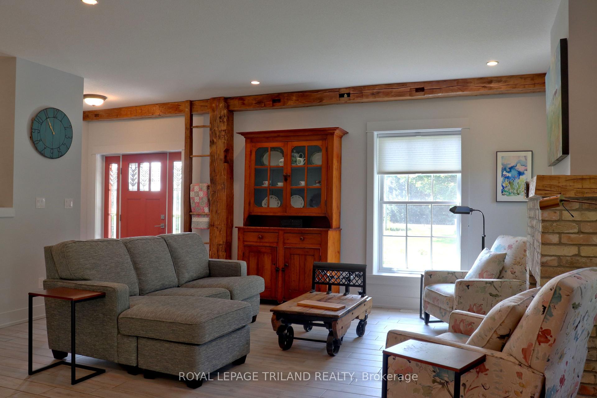 Photo 3 of 15796 Nine Mile Road, Middlesex Centre, Rural Middlesex Centre — HOMEH
