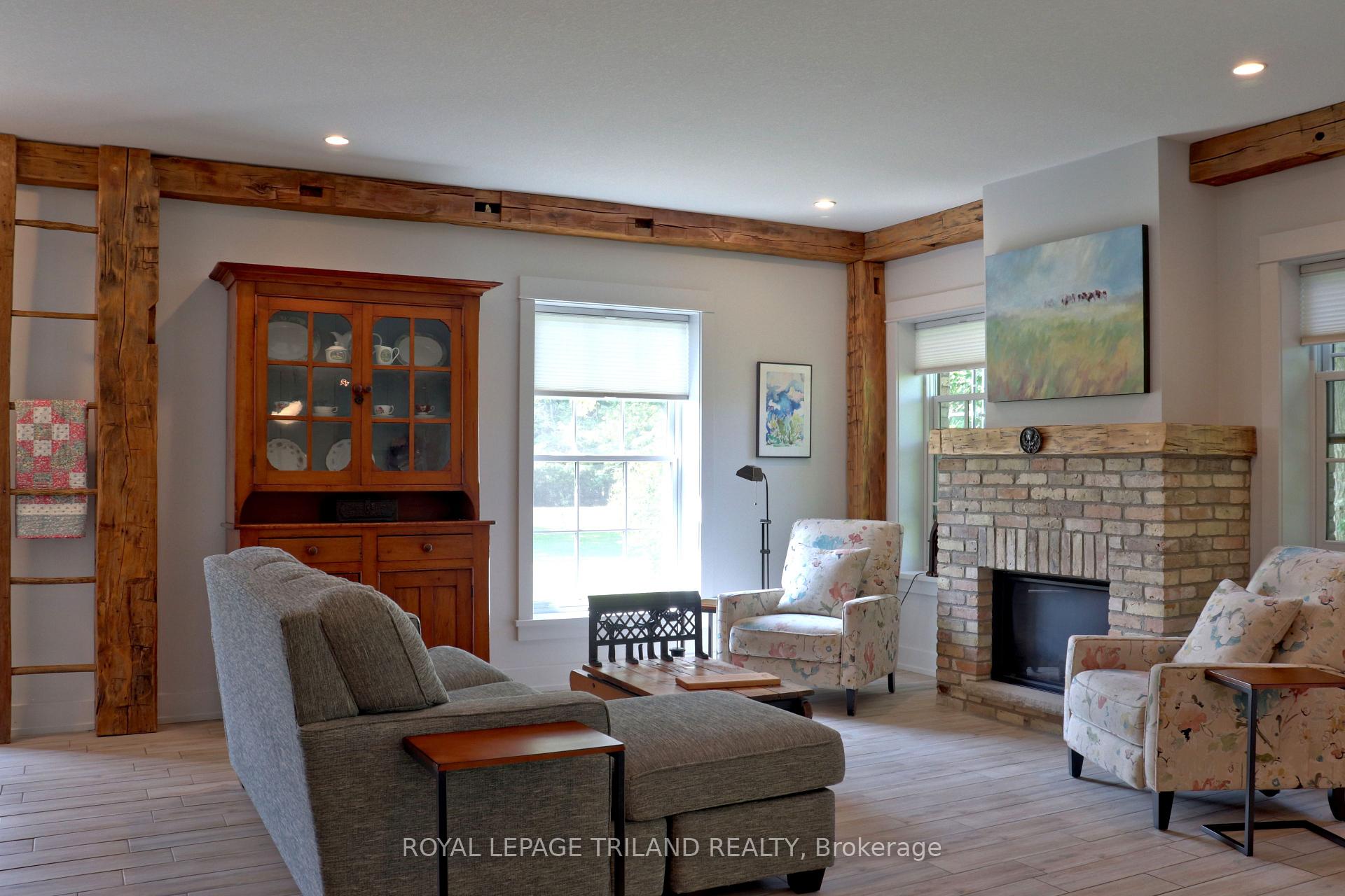 Photo 4 of 15796 Nine Mile Road, Middlesex Centre, Rural Middlesex Centre — HOMEH