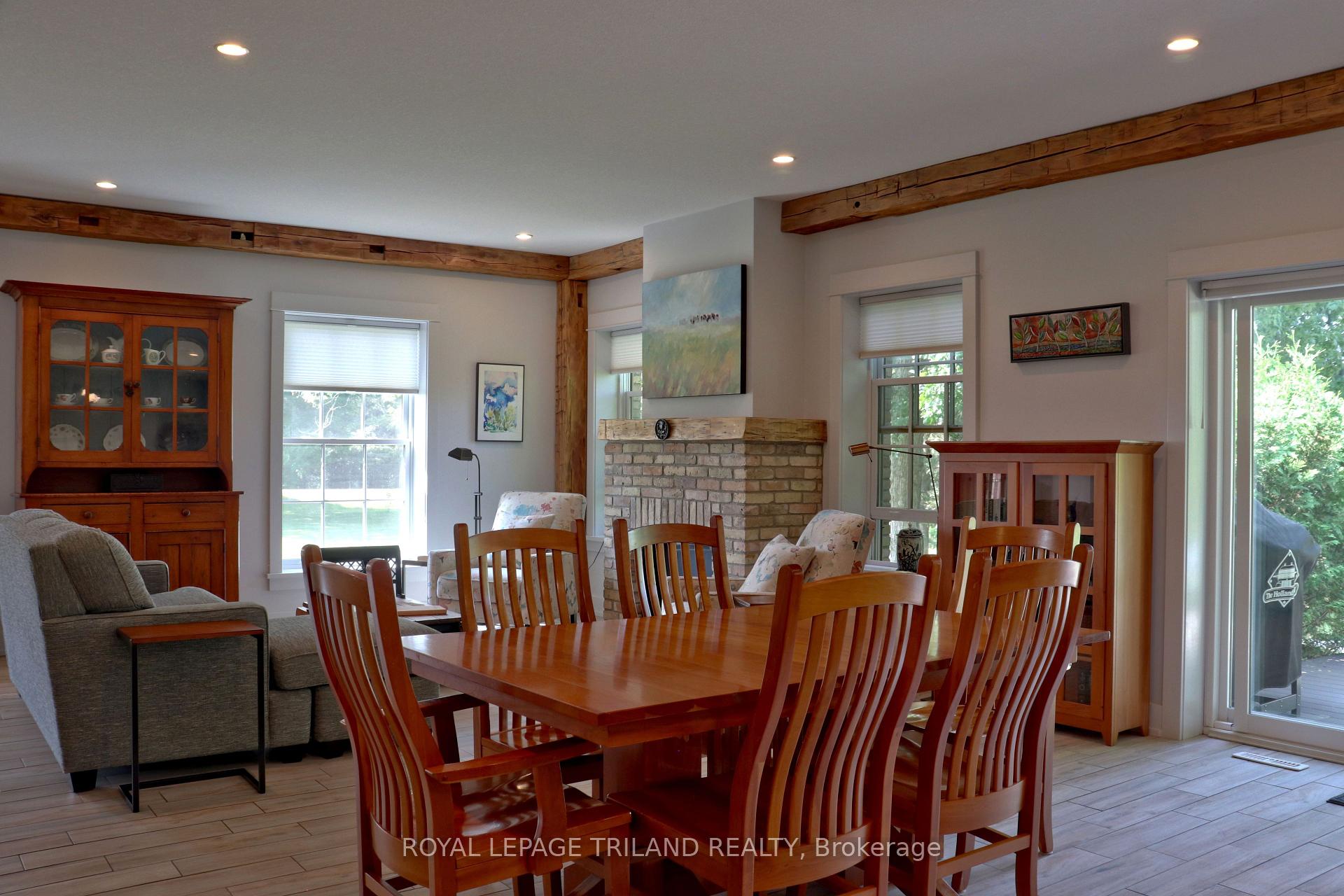 Photo 9 of 15796 Nine Mile Road, Middlesex Centre, Rural Middlesex Centre — HOMEH