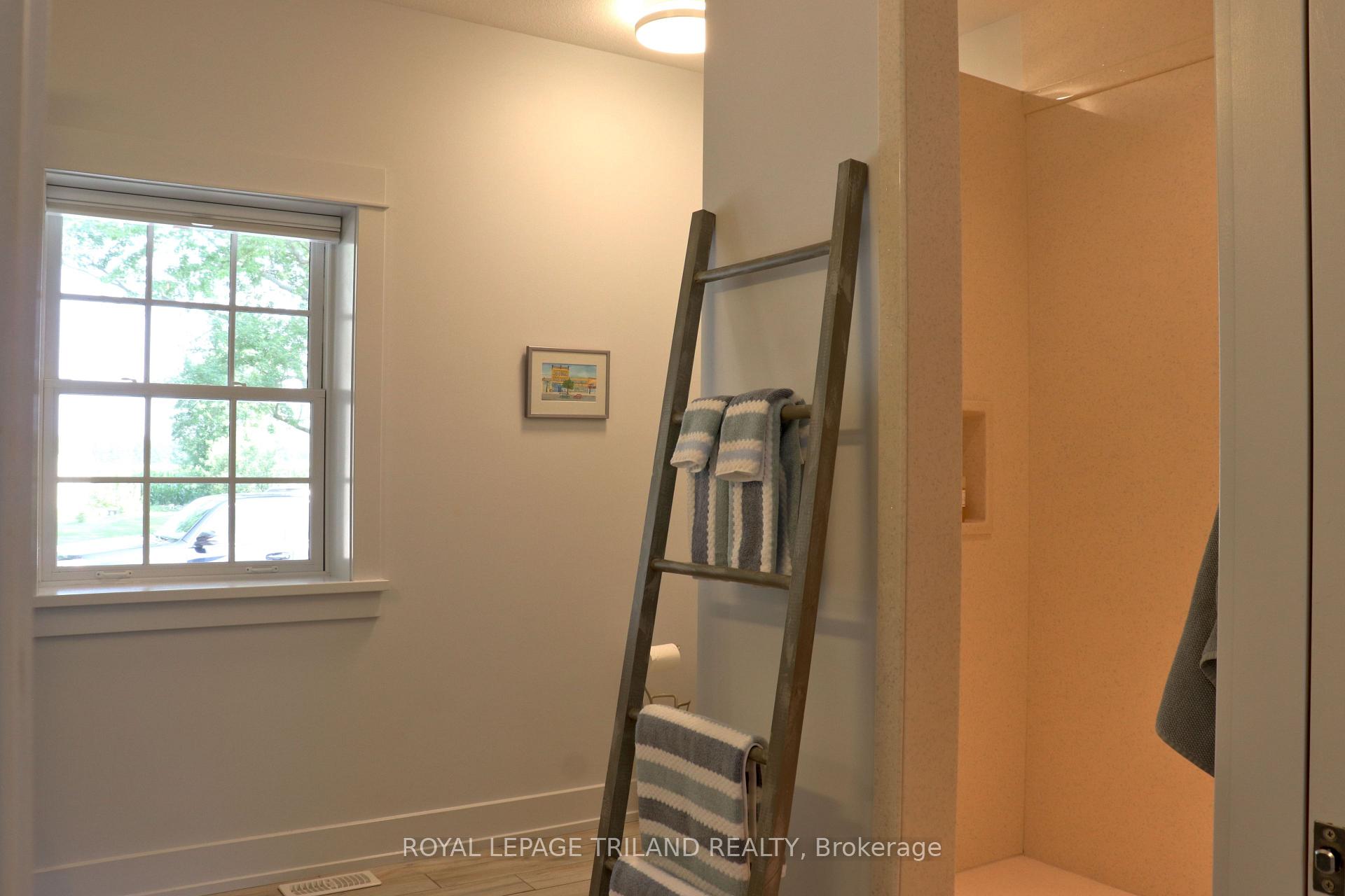 Photo 22 of 15796 Nine Mile Road, Middlesex Centre, Rural Middlesex Centre — HOMEH