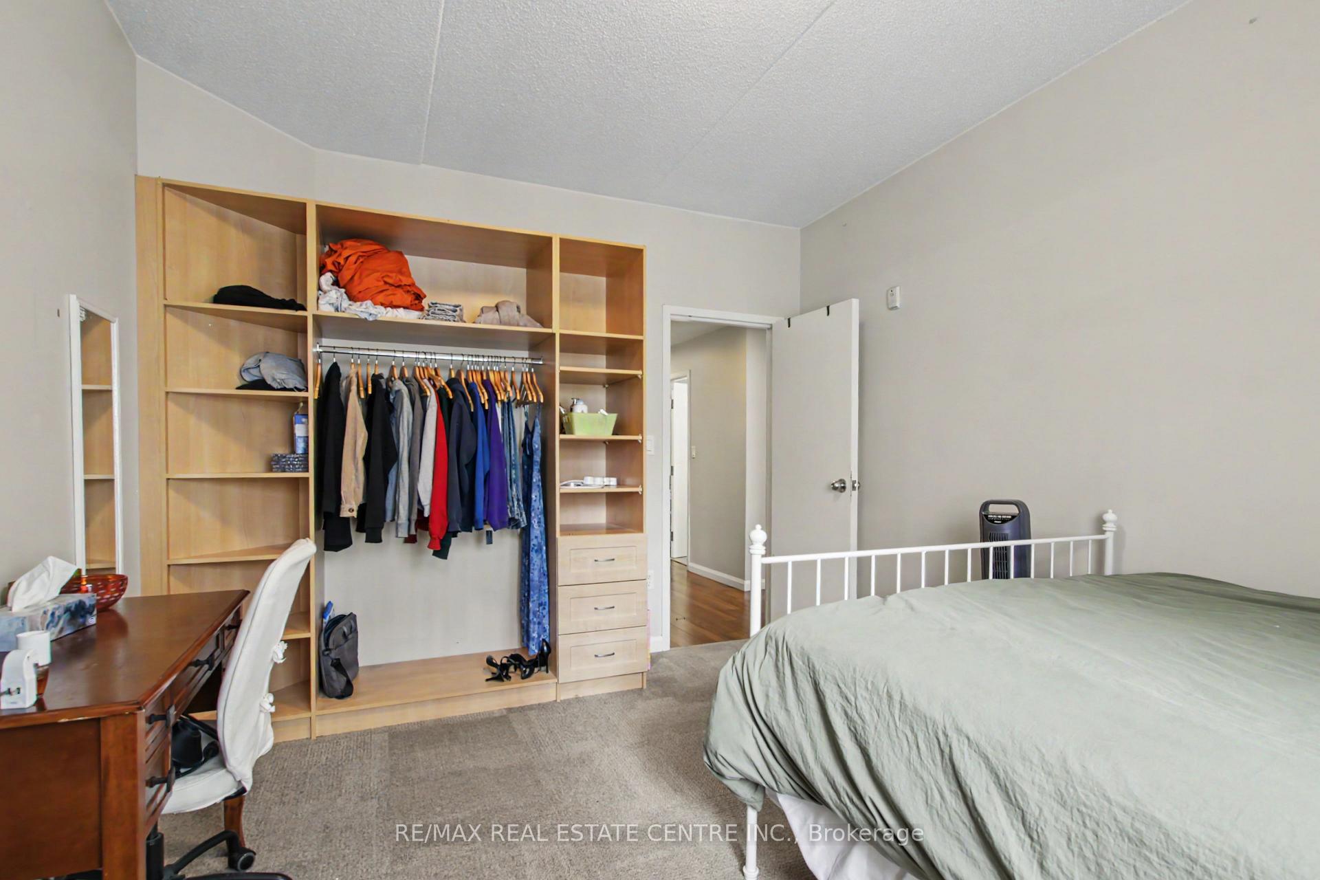 Photo 6 of 96 University Avenue W, Waterloo, Beechwood/University — HOMEH