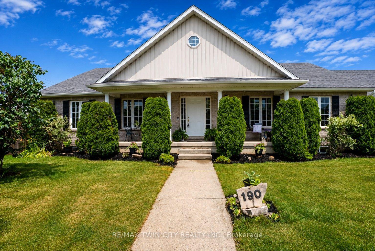 Photo 4 of 190 Laschinger Boulevard, Wilmot, New Hamburg — HOMEH