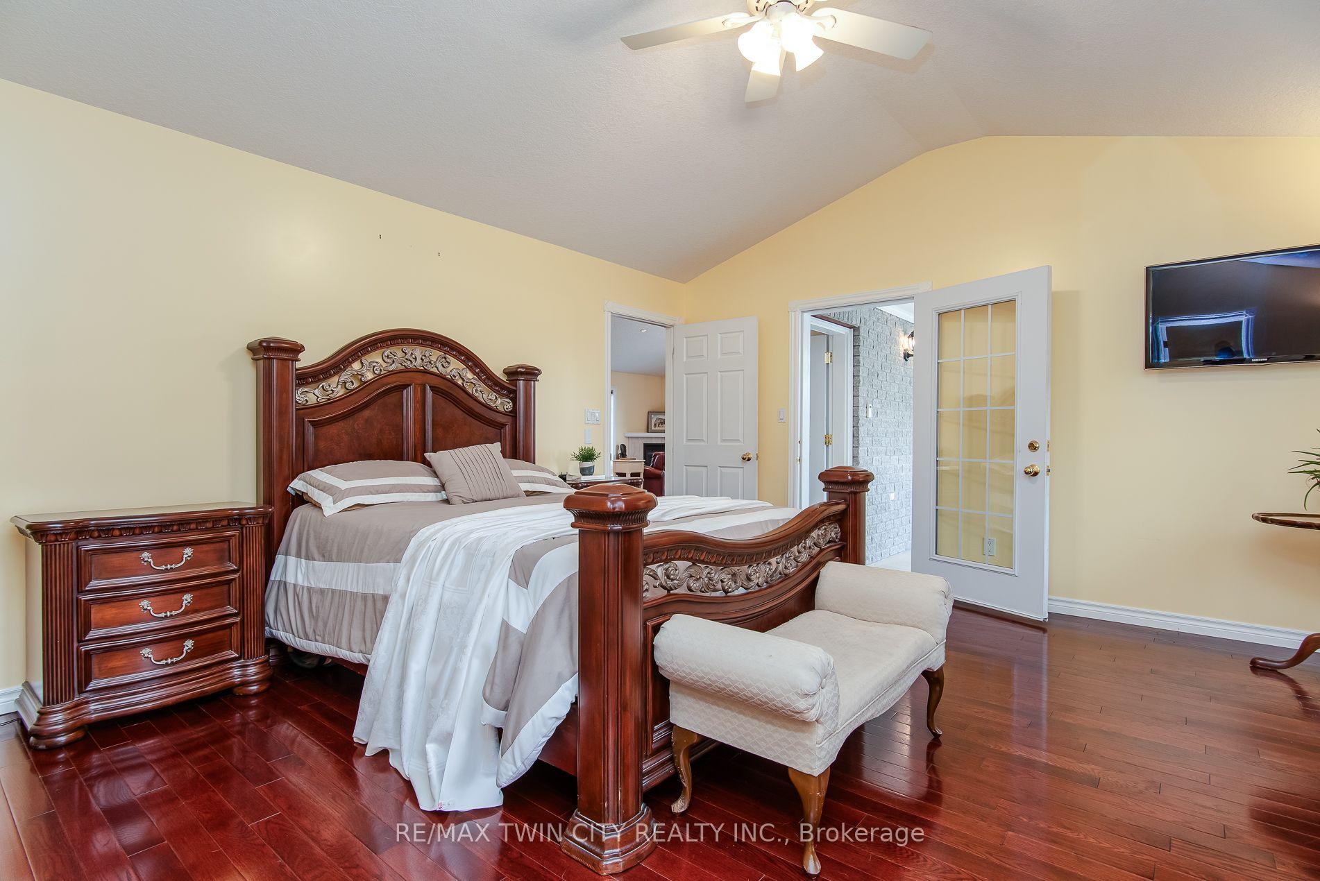 Photo 22 of 190 Laschinger Boulevard, Wilmot, New Hamburg — HOMEH