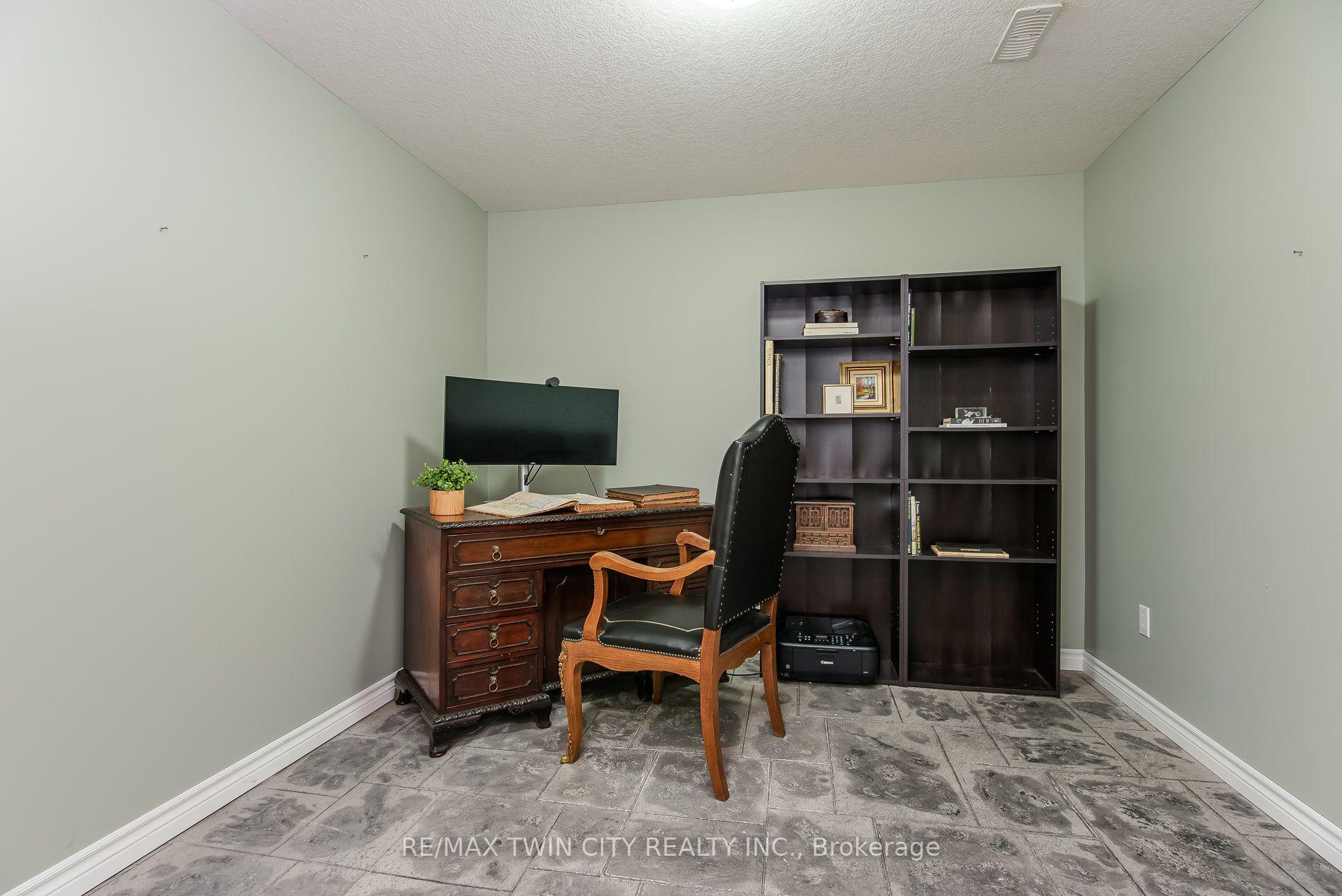Photo 35 of 190 Laschinger Boulevard, Wilmot, New Hamburg — HOMEH