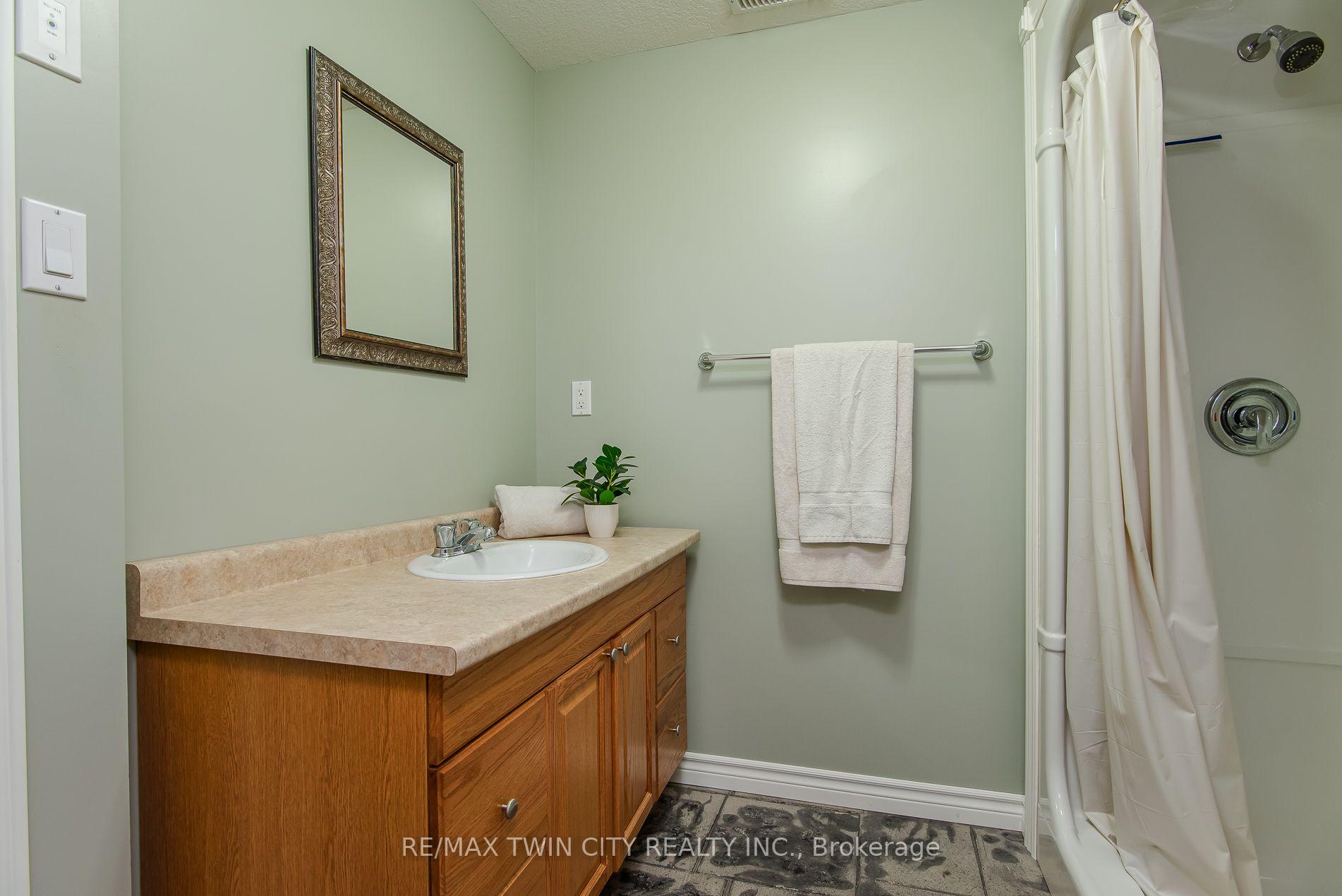 Photo 38 of 190 Laschinger Boulevard, Wilmot, New Hamburg — HOMEH