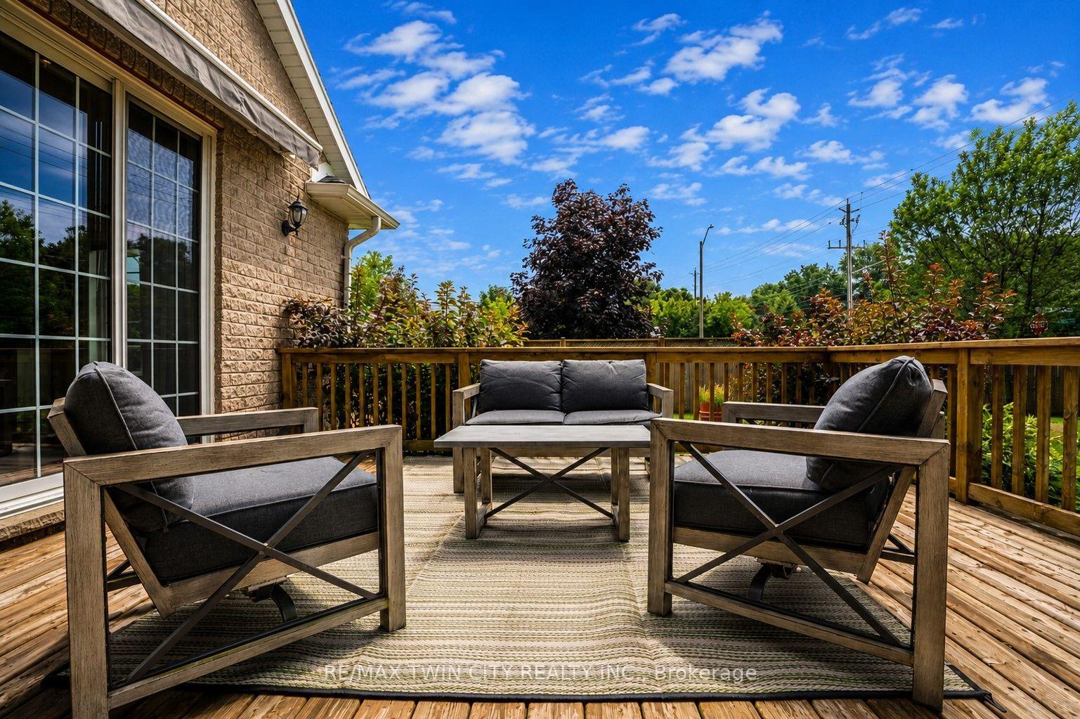 Photo 39 of 190 Laschinger Boulevard, Wilmot, New Hamburg — HOMEH