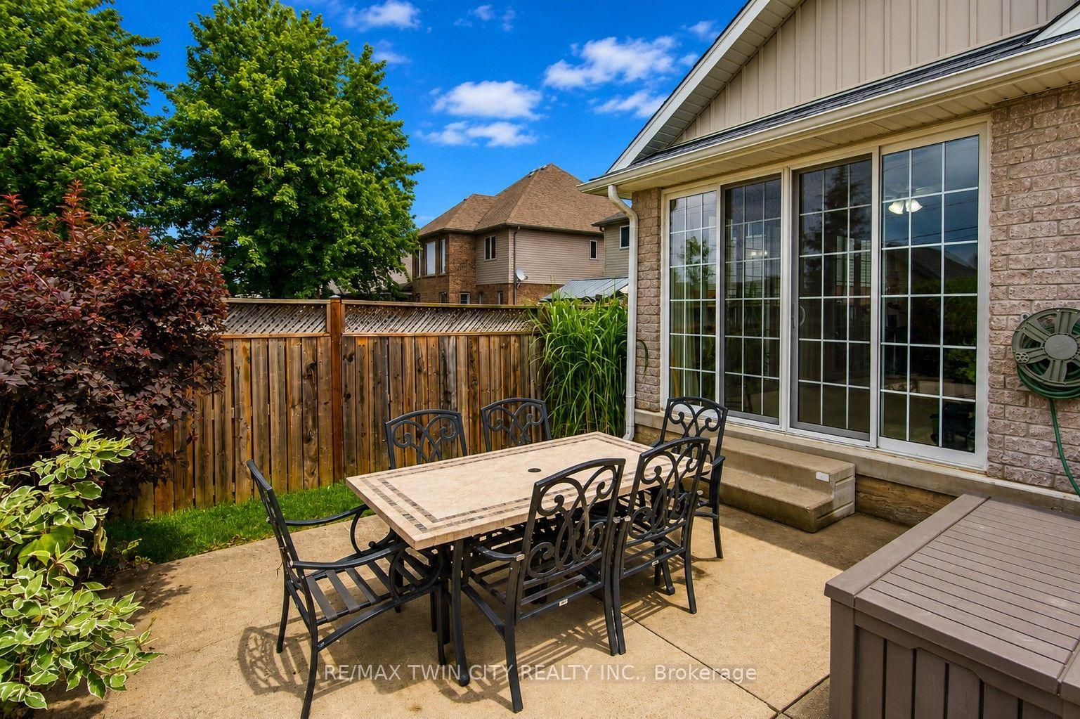Photo 41 of 190 Laschinger Boulevard, Wilmot, New Hamburg — HOMEH
