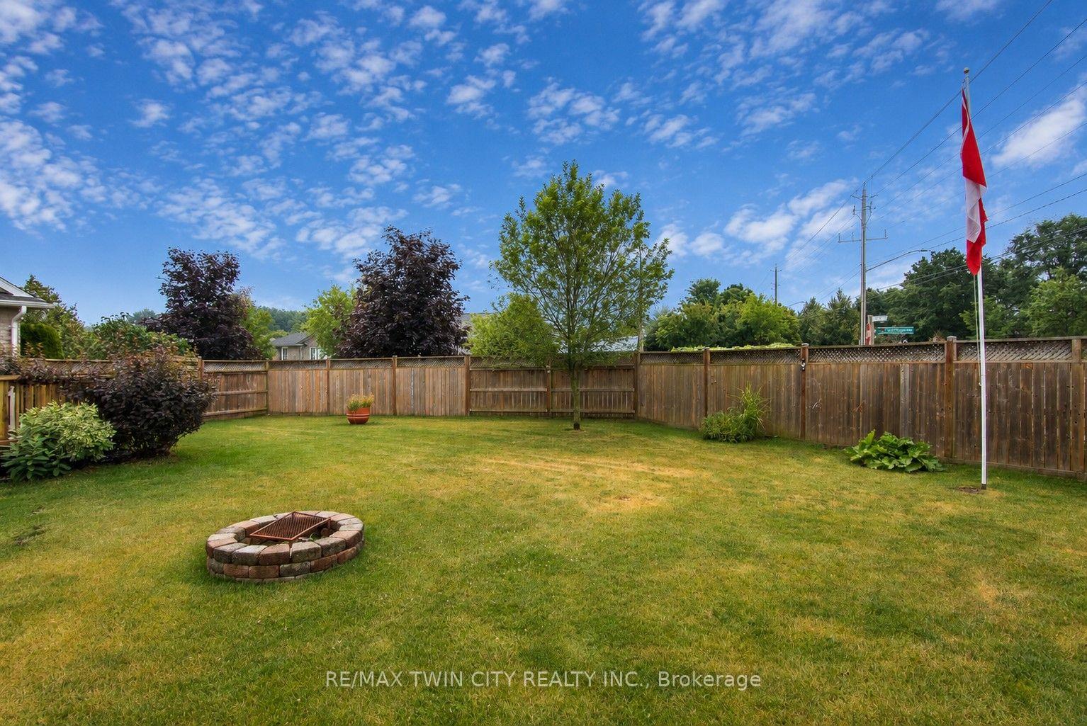 Photo 42 of 190 Laschinger Boulevard, Wilmot, New Hamburg — HOMEH