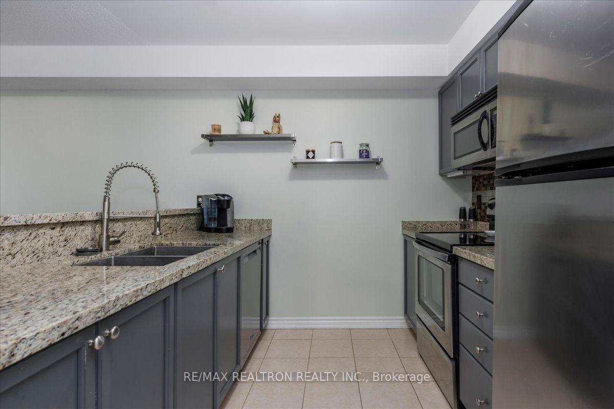 Photo 5 of Unit 3, 43 Coulter Street, Barrie, Sunnidale — HOMEH