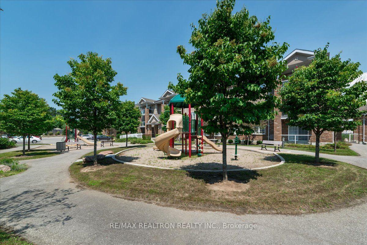 Photo 21 of Unit 3, 43 Coulter Street, Barrie, Sunnidale — HOMEH